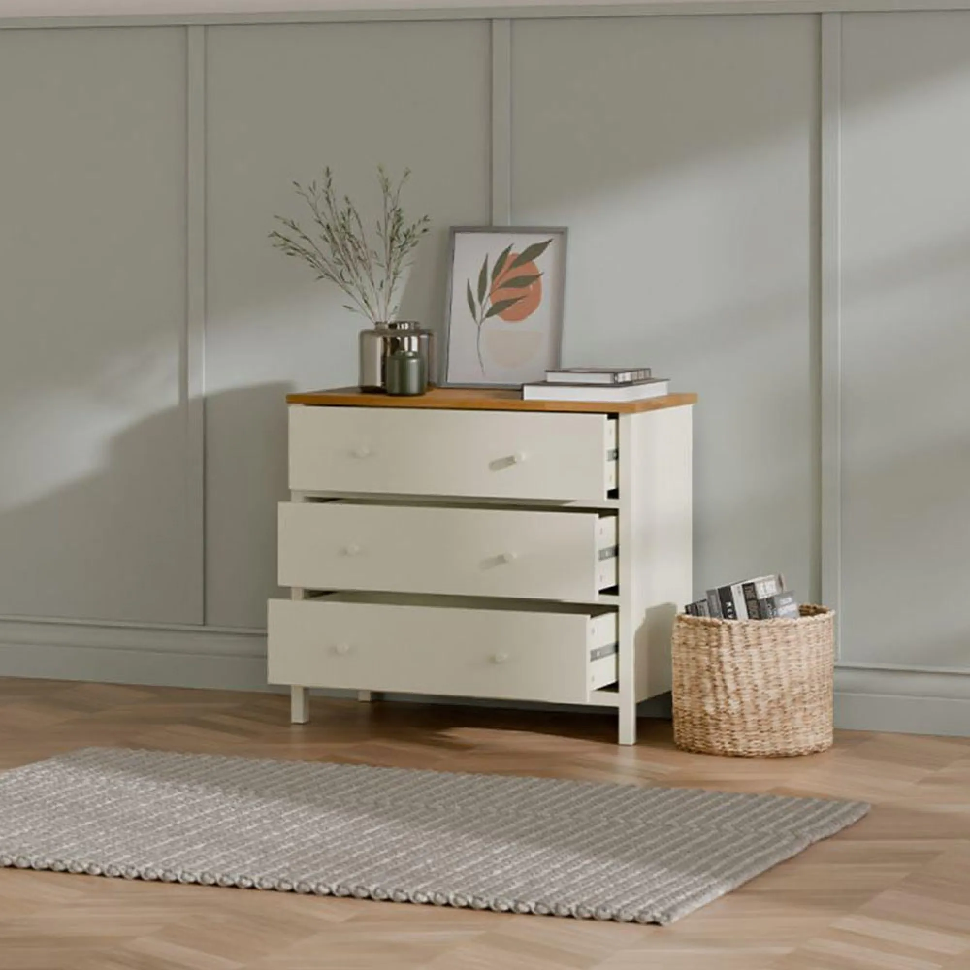 Coxmoor 3 Drawer Chest - Ivory