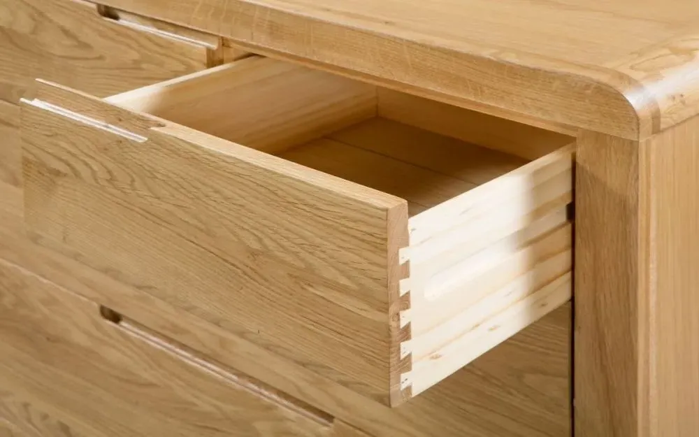 Curve 3+2 Drawer Chest - Oak