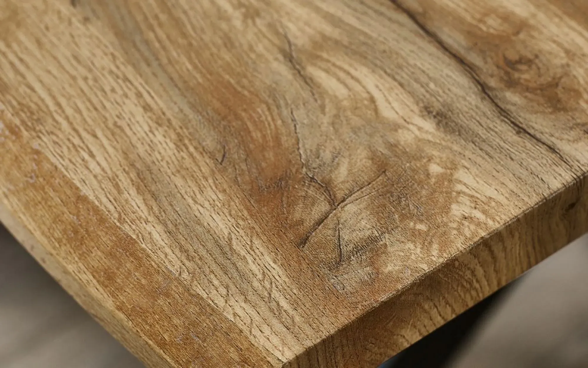 Harvey 6 Seater Dining Table - Oak Effect