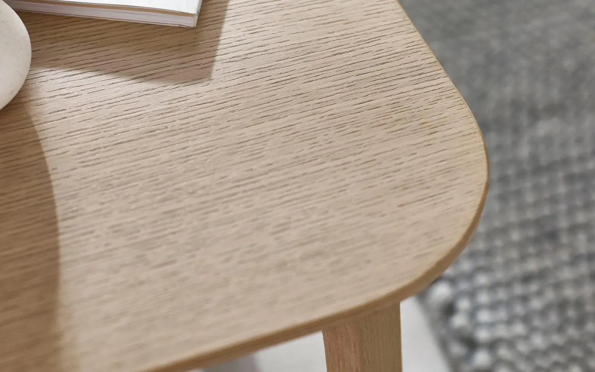 Kaito Side Table - Oak Effect