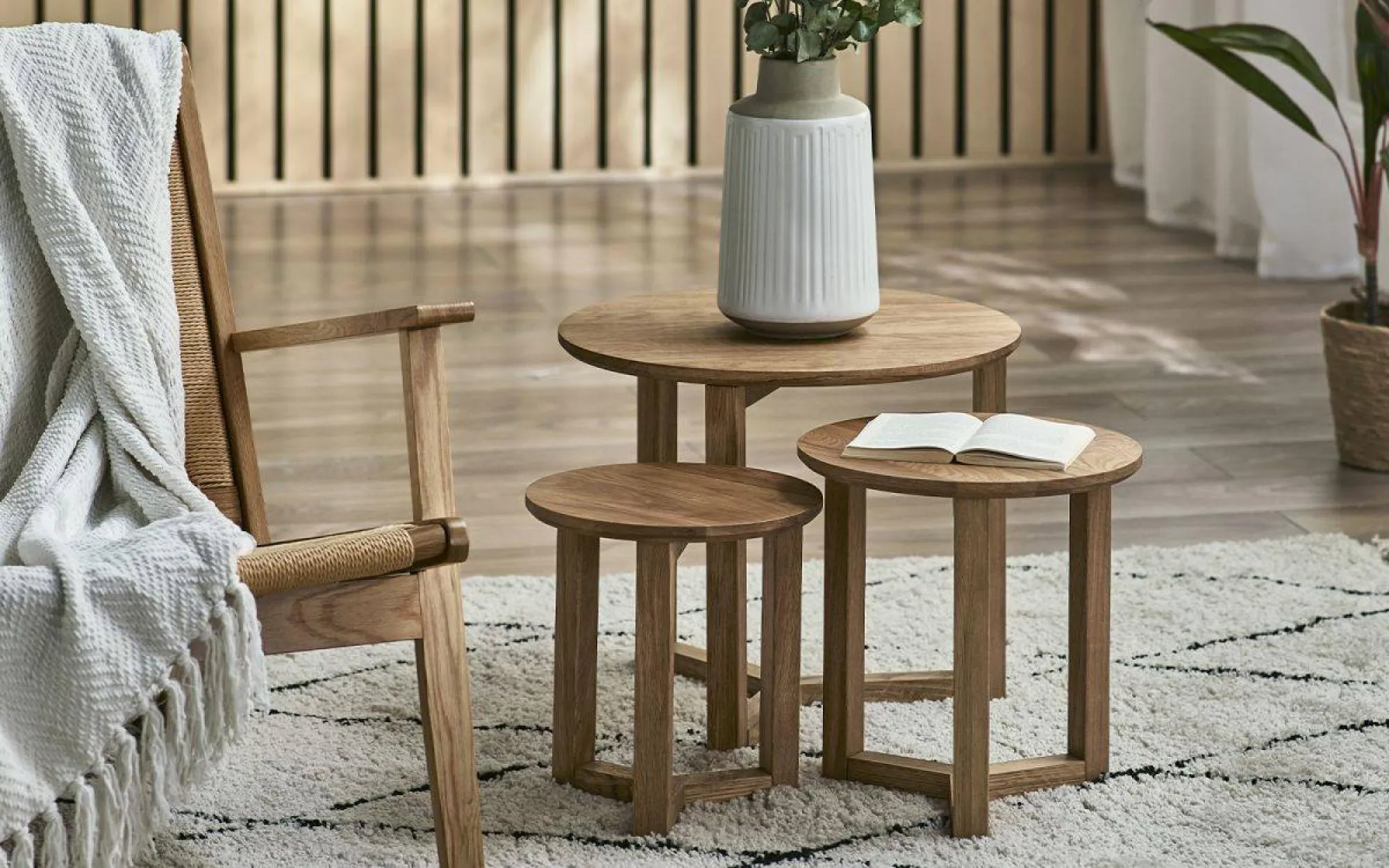 Nidri Round Nest of 3 Tables - Oak