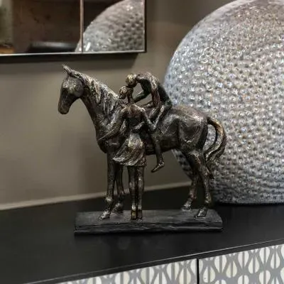 Kissing Couple with Horse Sculpture - Bronze image
