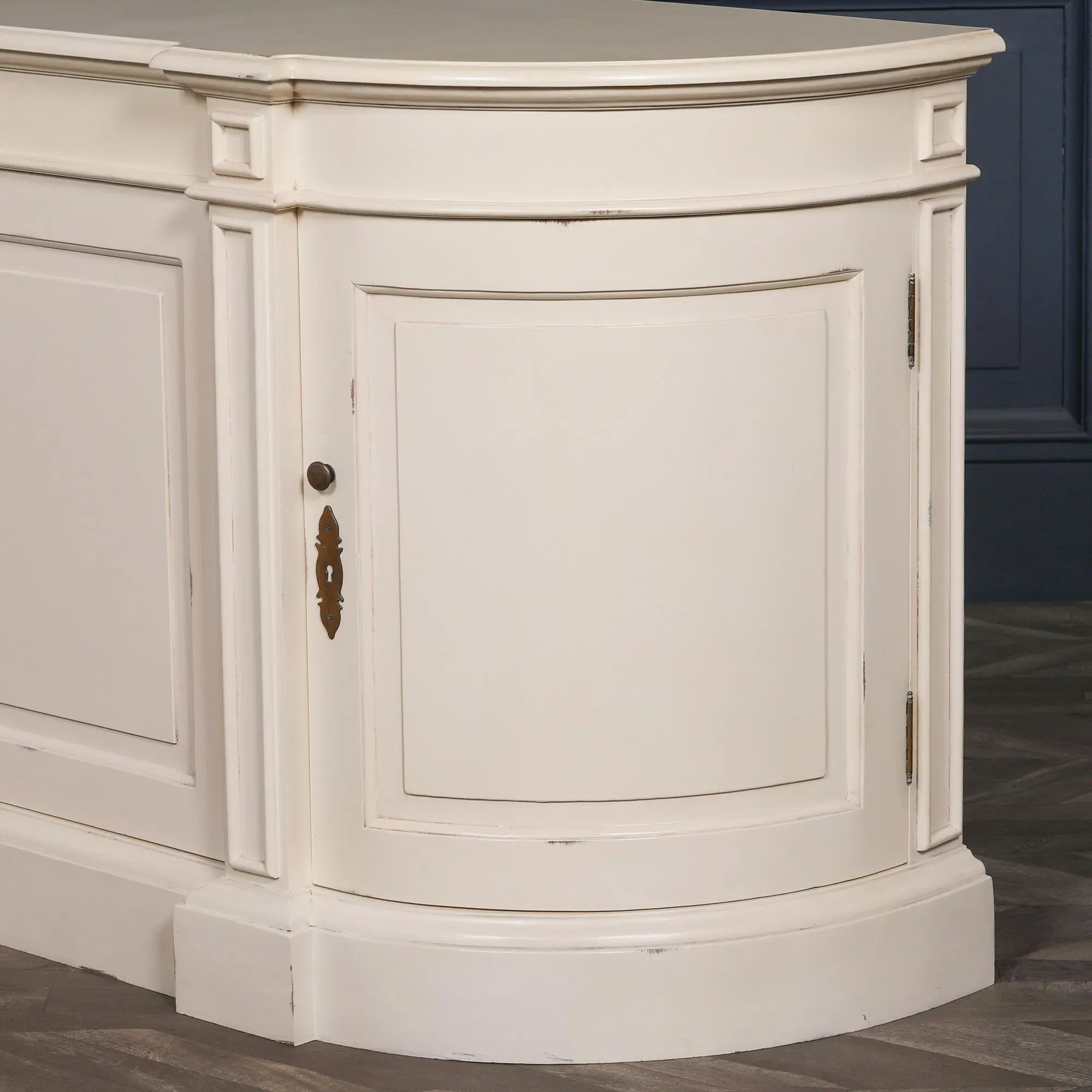 Curved 4 Door Extra Large Sideboard - Ivory, Mahogany