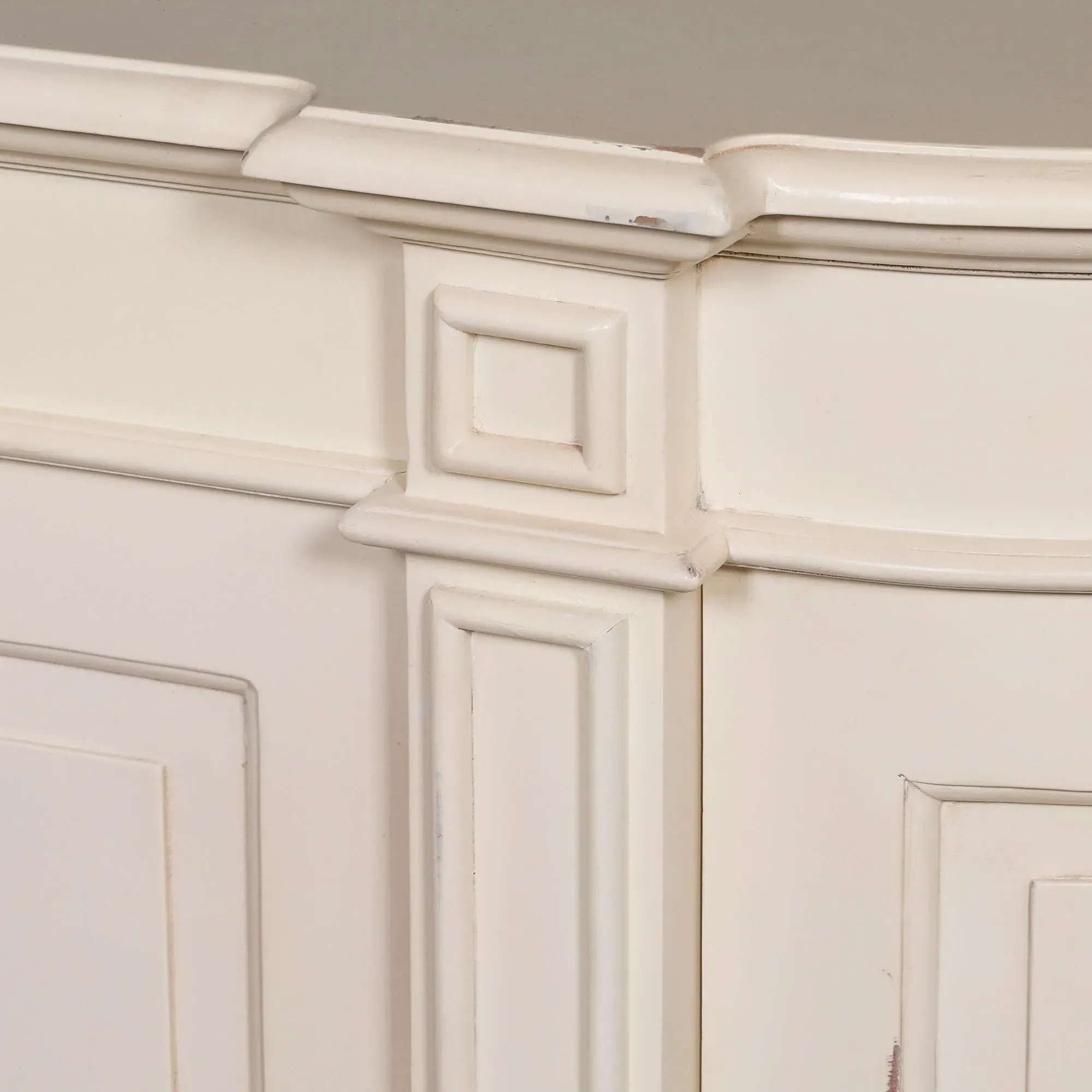 Curved 4 Door Extra Large Sideboard - Ivory, Mahogany