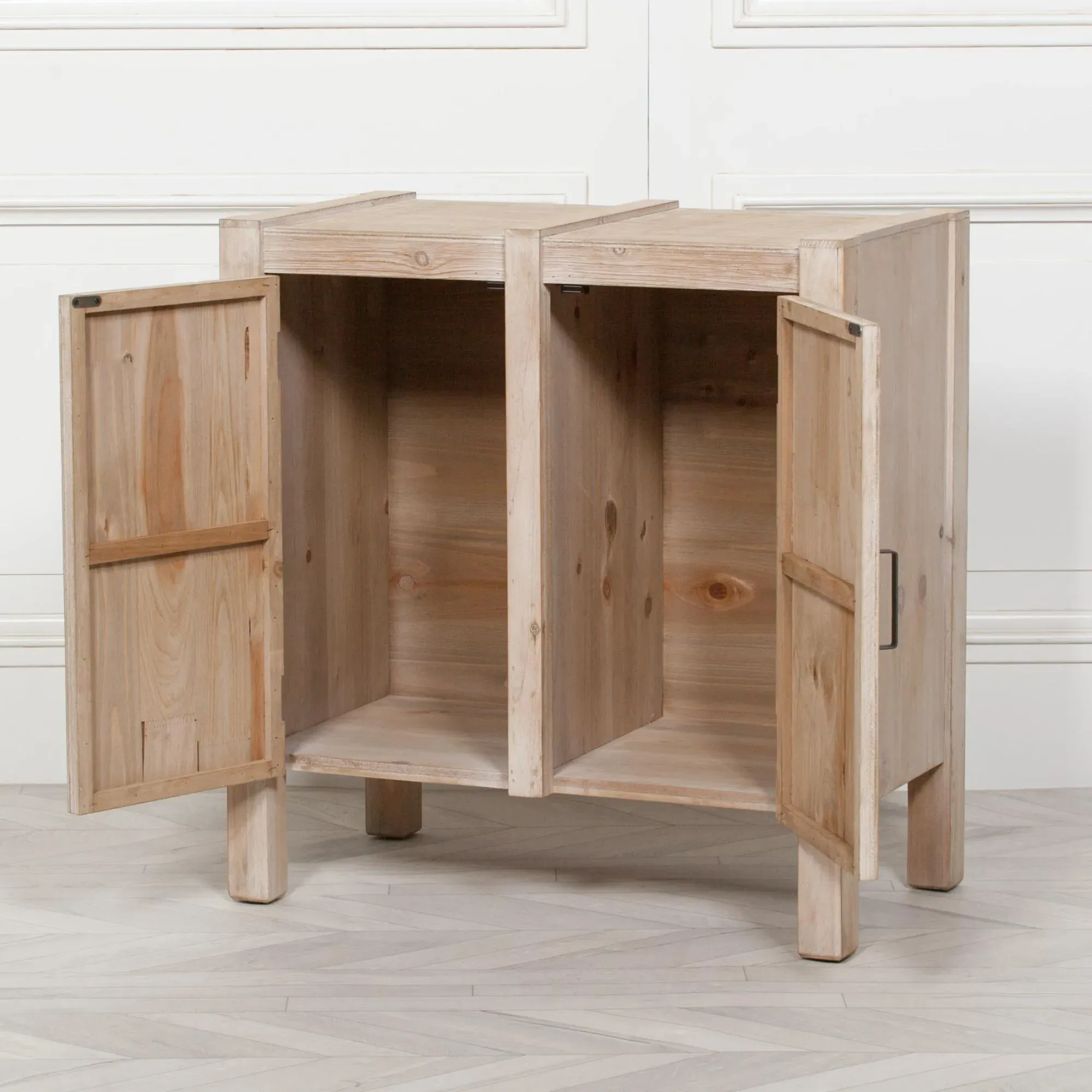 Maison 2 Door Cupboard - Fir Wood