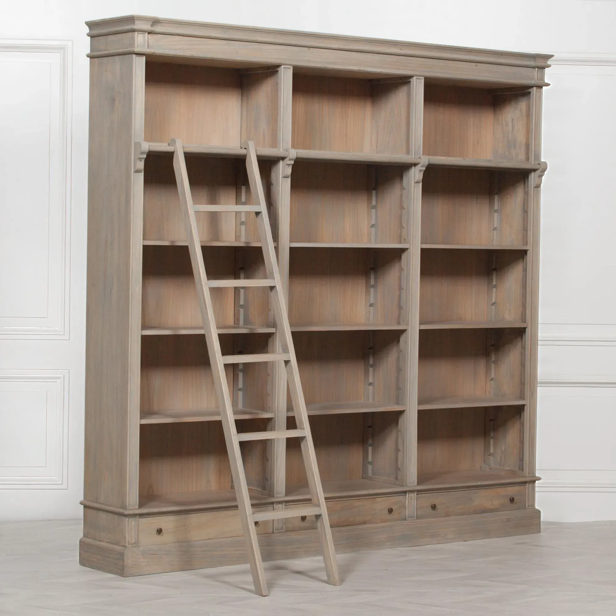 Maison Large Bookcase with Ladder - White, Cedar Wood