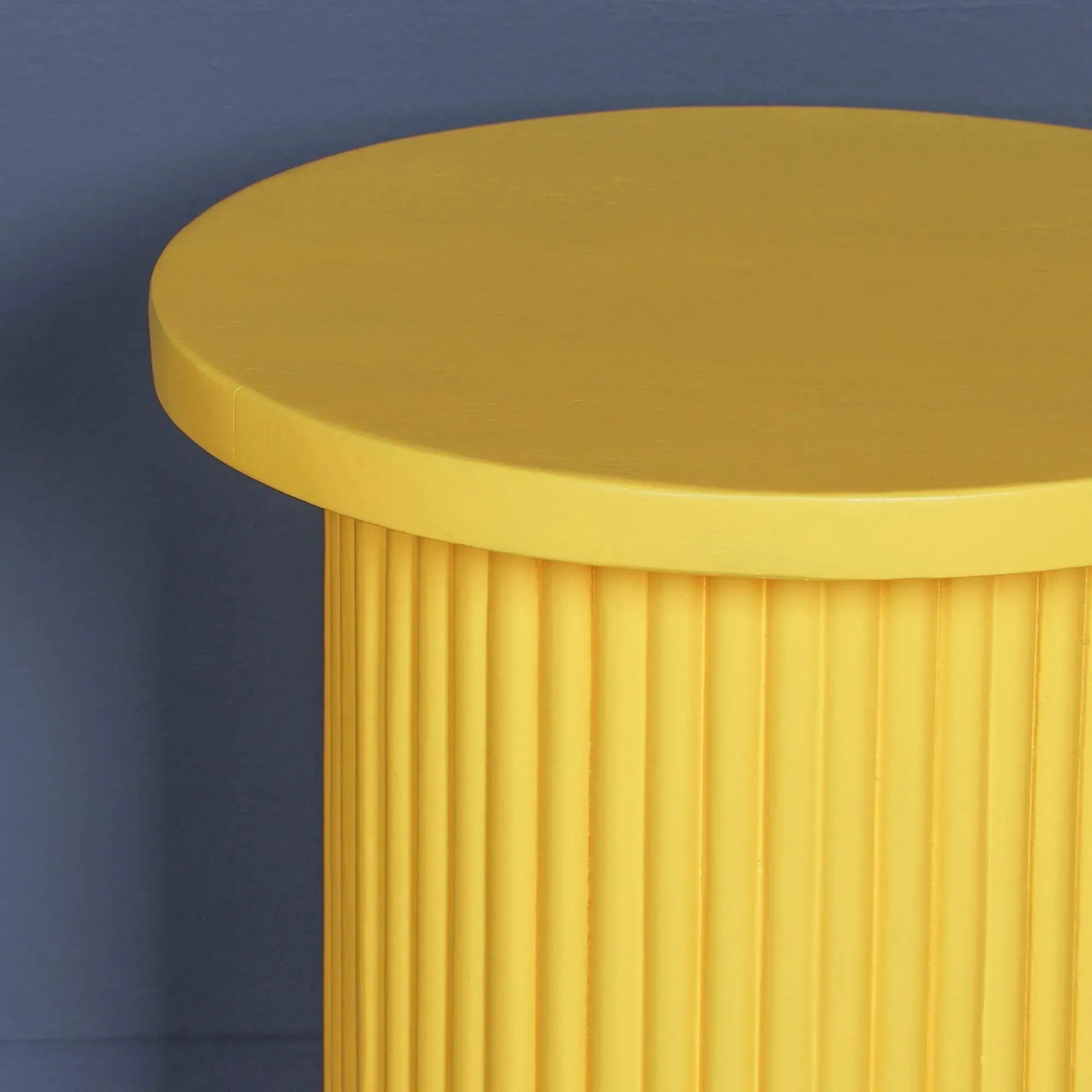 Ribbed Round Side Table - Yellow, Mango Wood