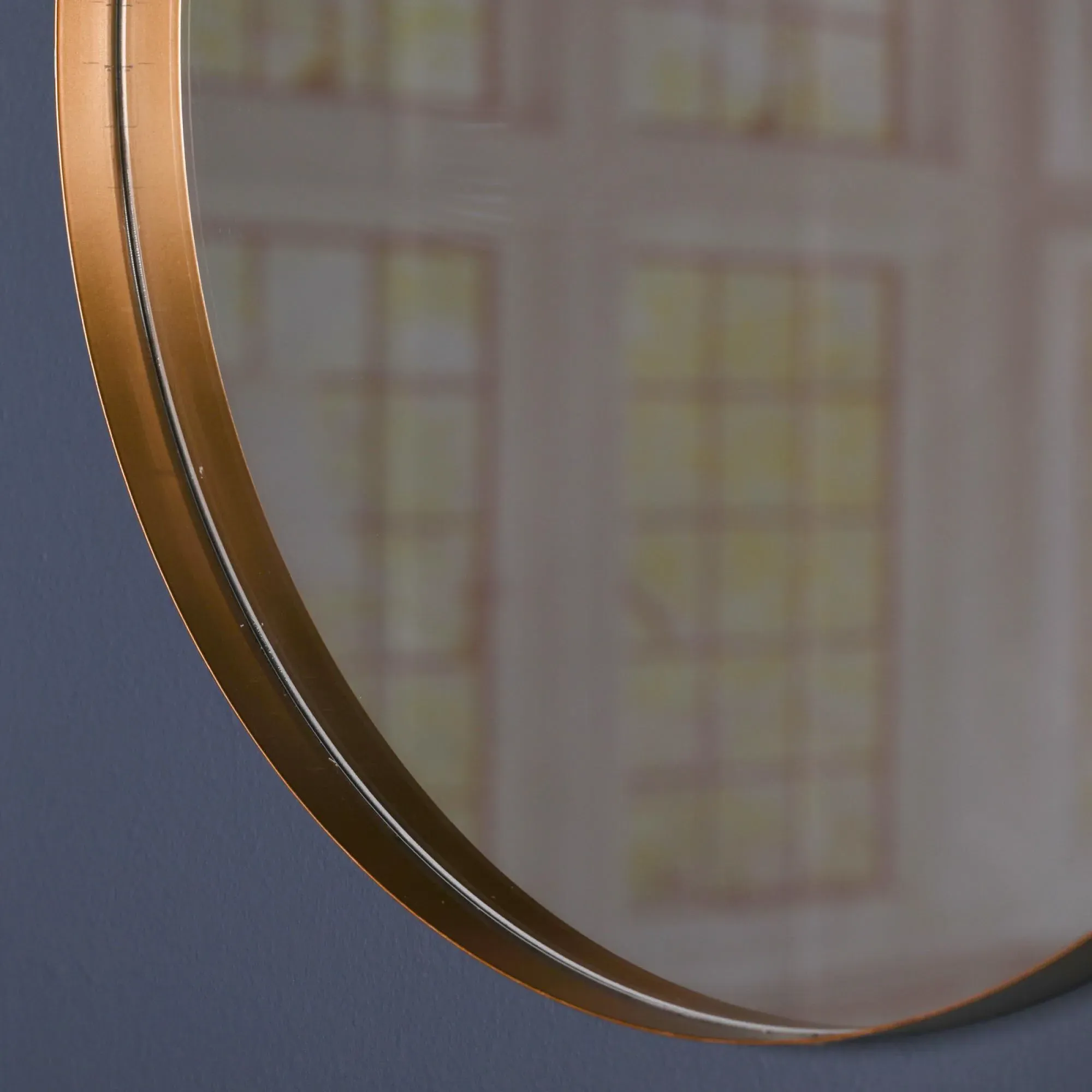 Round Wall Mirror - Gold