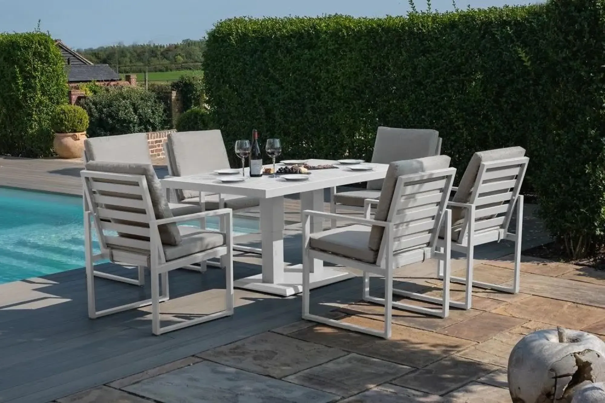 Amalfi 6-Seater Garden Dining Set with Gas Lift - White