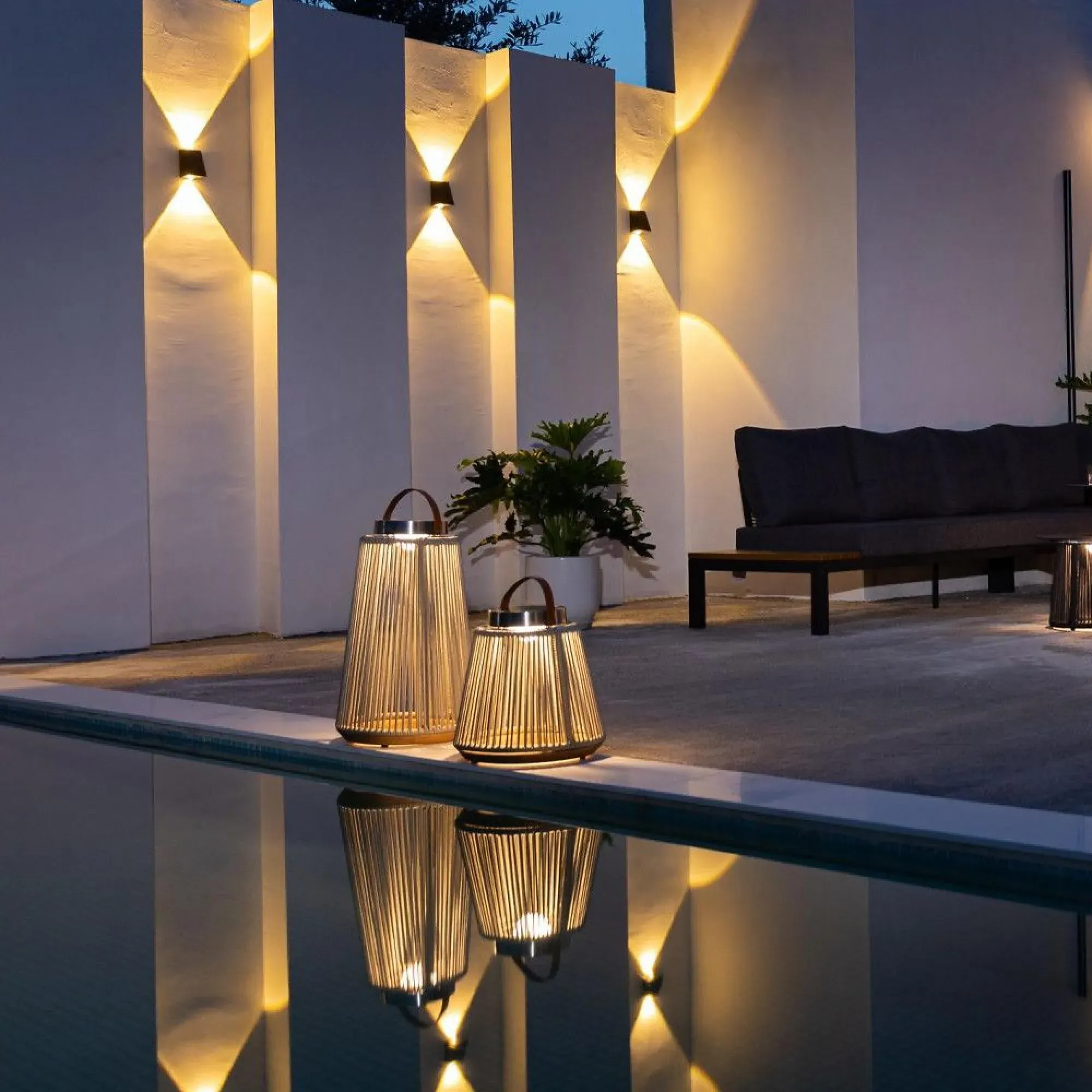 Athena Small Solar Outdoor Light - Light Grey, Aluminium