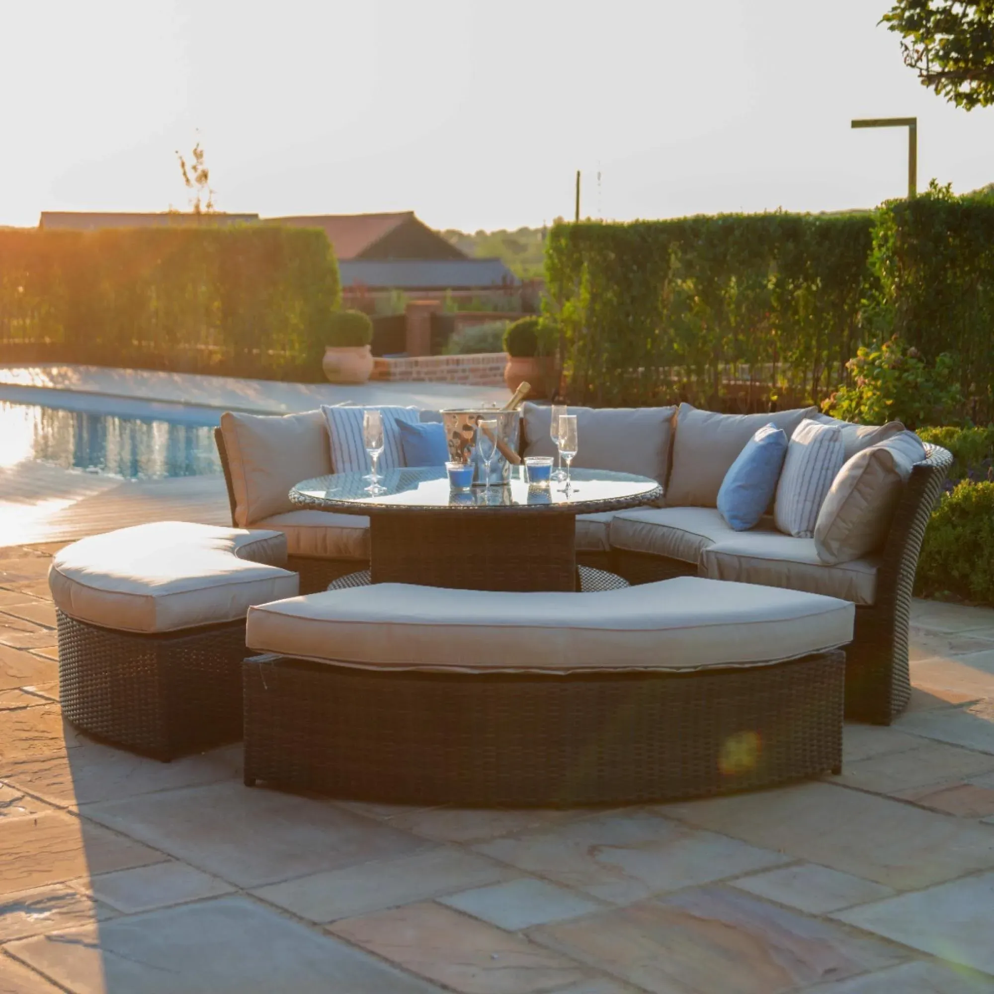 Chelsea Round Rising Table Garden Suite - Brown, Rattan