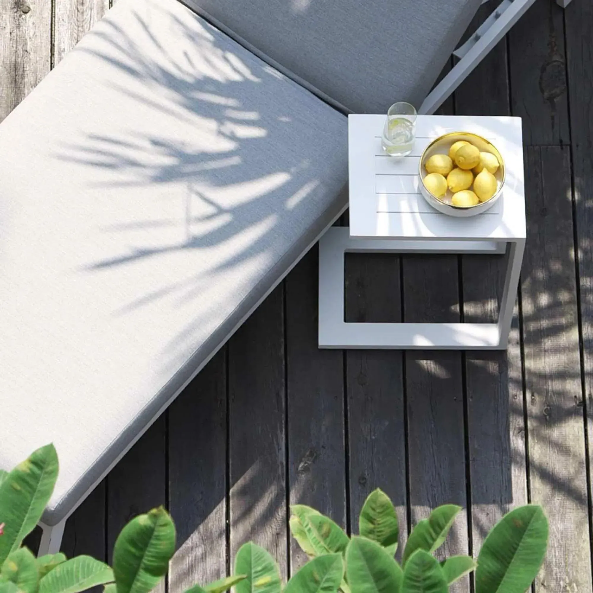 Maze Garden Side Table - White, Aluminium