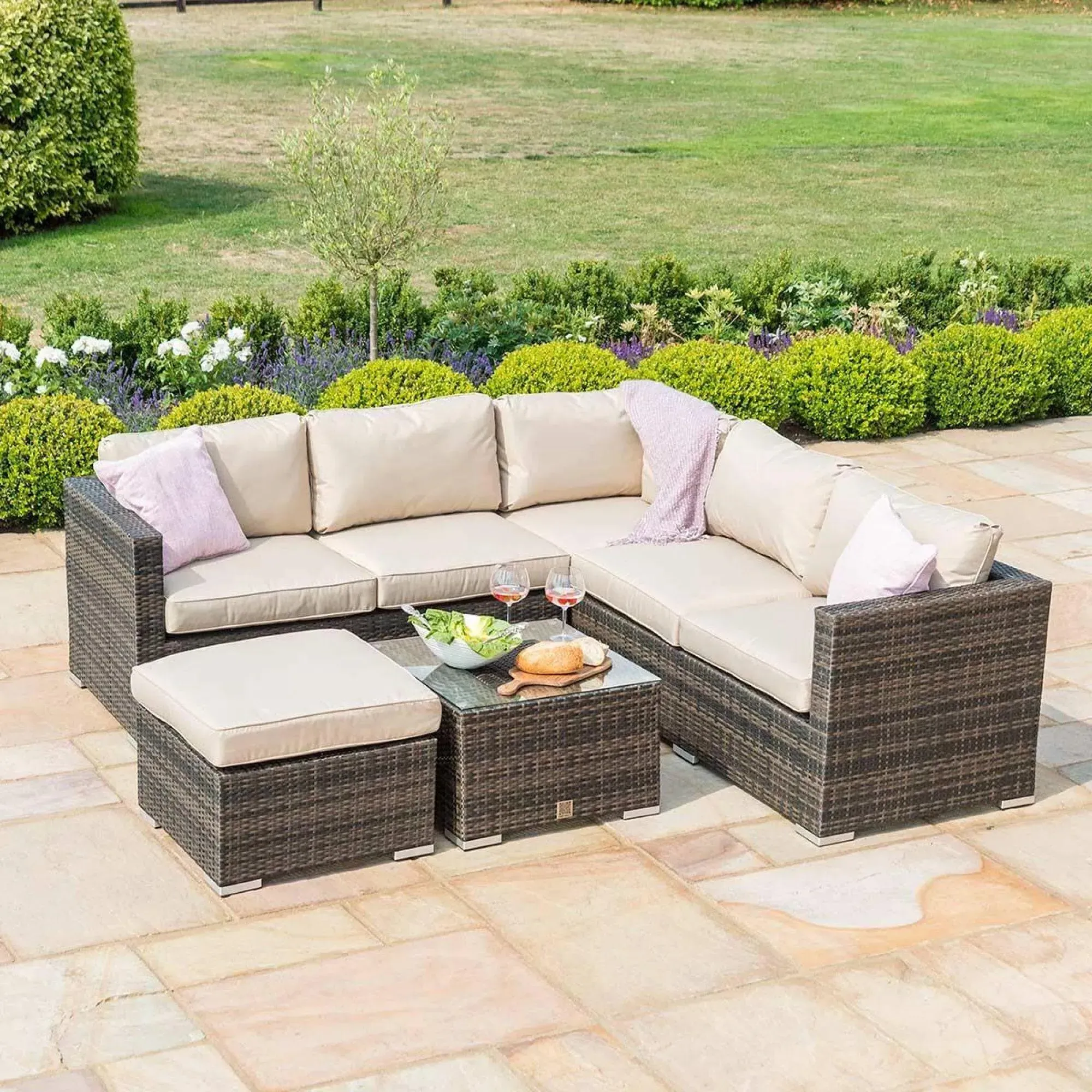 Maze London Corner Group Set with Ice Bucket Table - Brown, Rattan