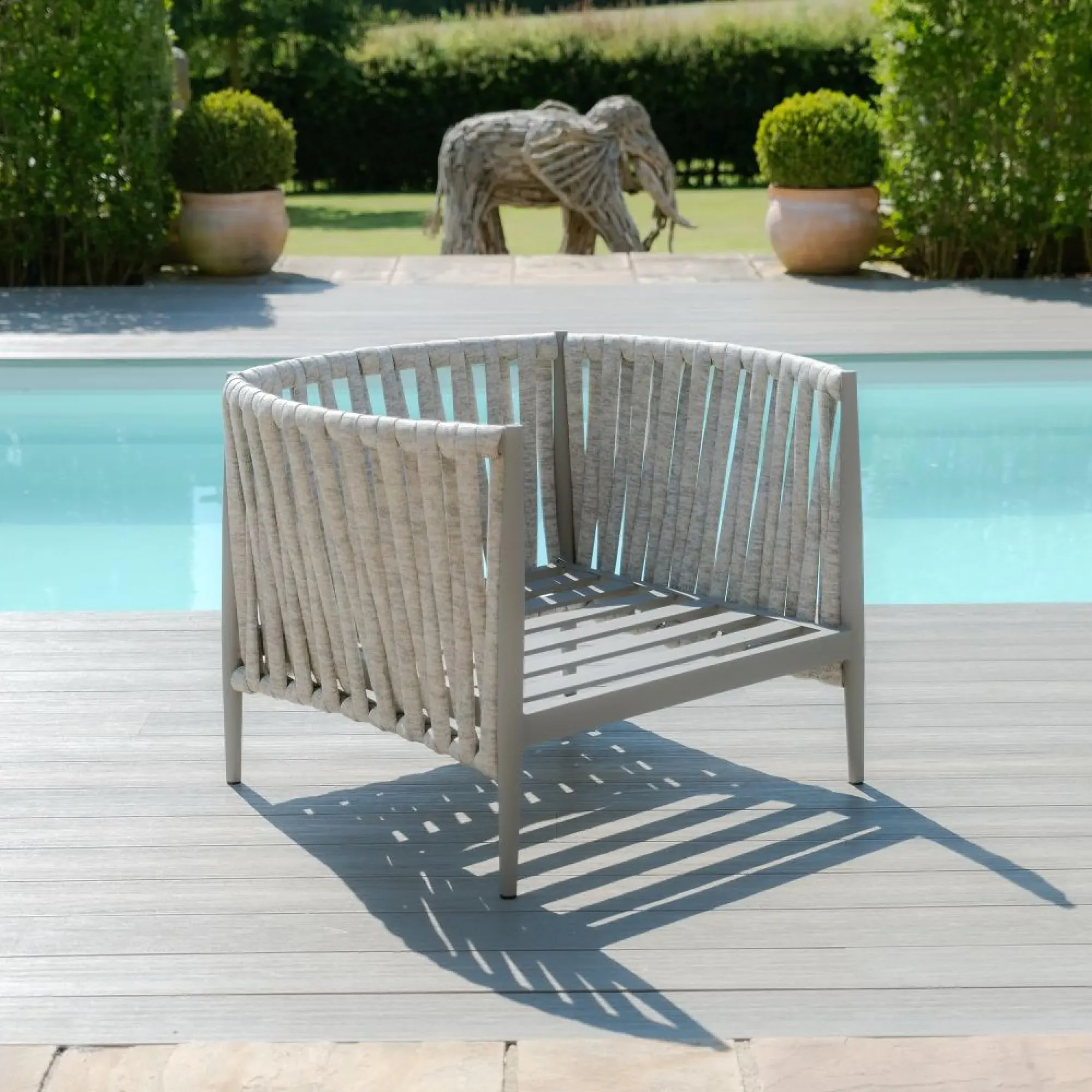 Milan Garden Lounge Chair - Cool Linen