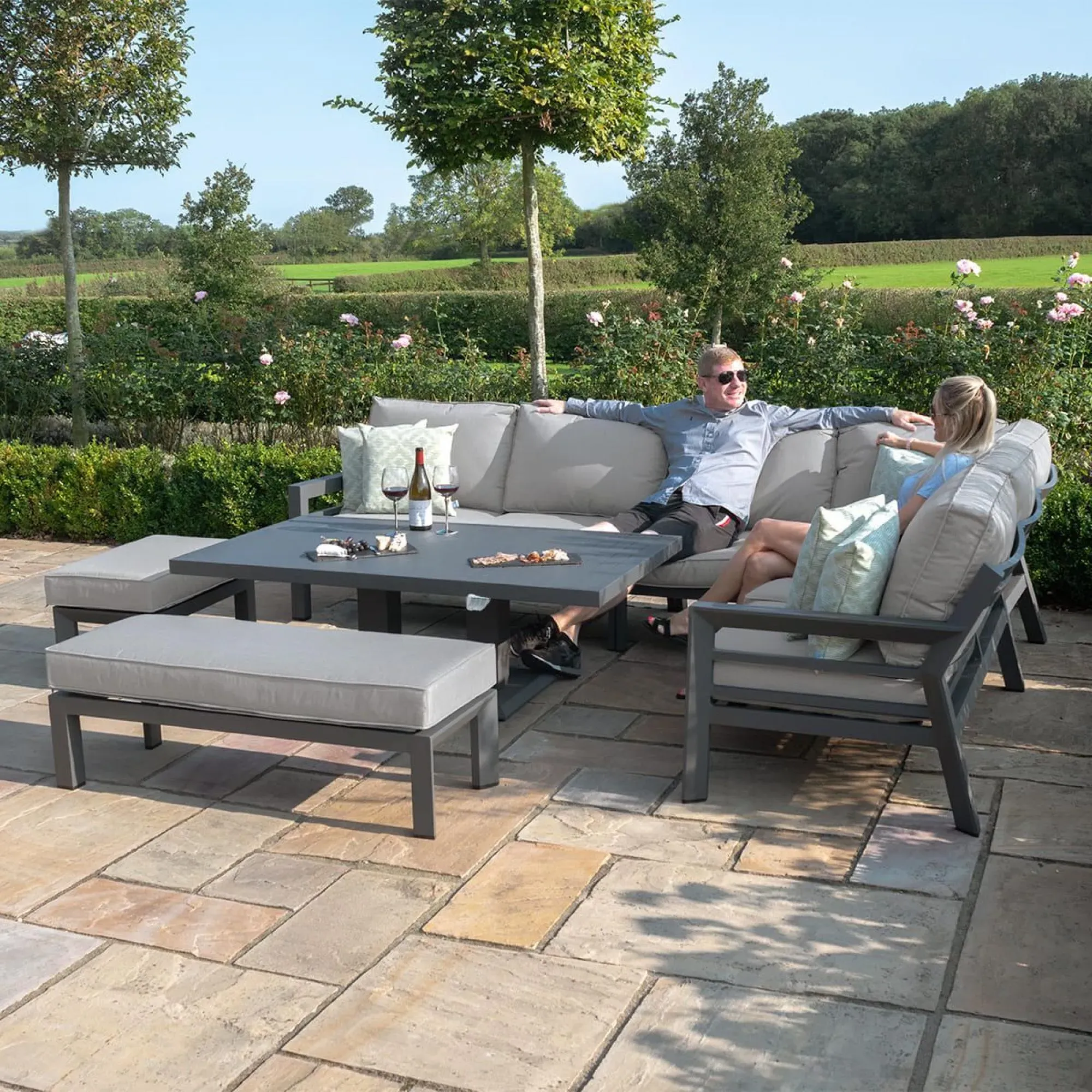 New York Rising Table Corner Garden Dining Set - Dove Grey