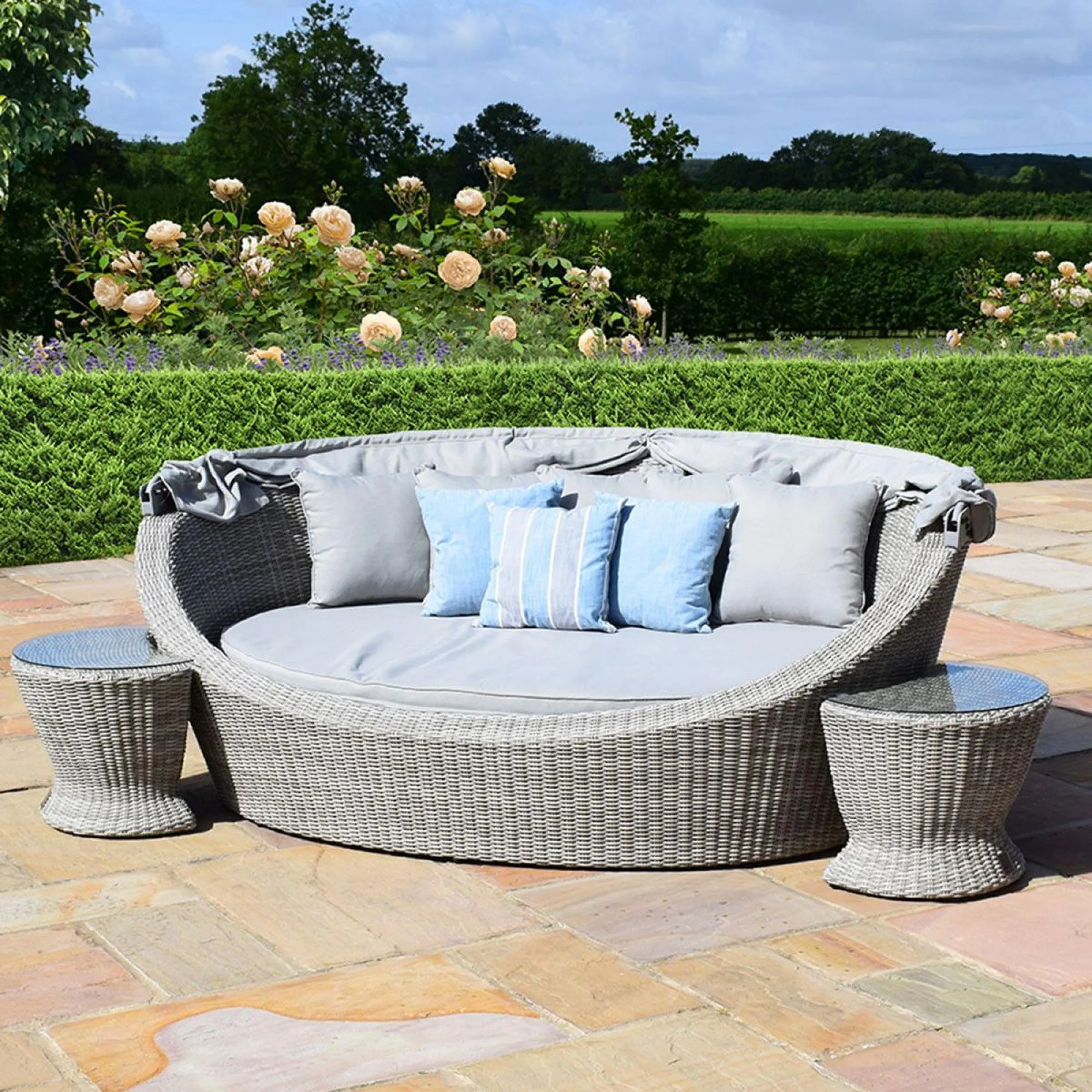 Oxford Garden Daybed - Grey, Rattan