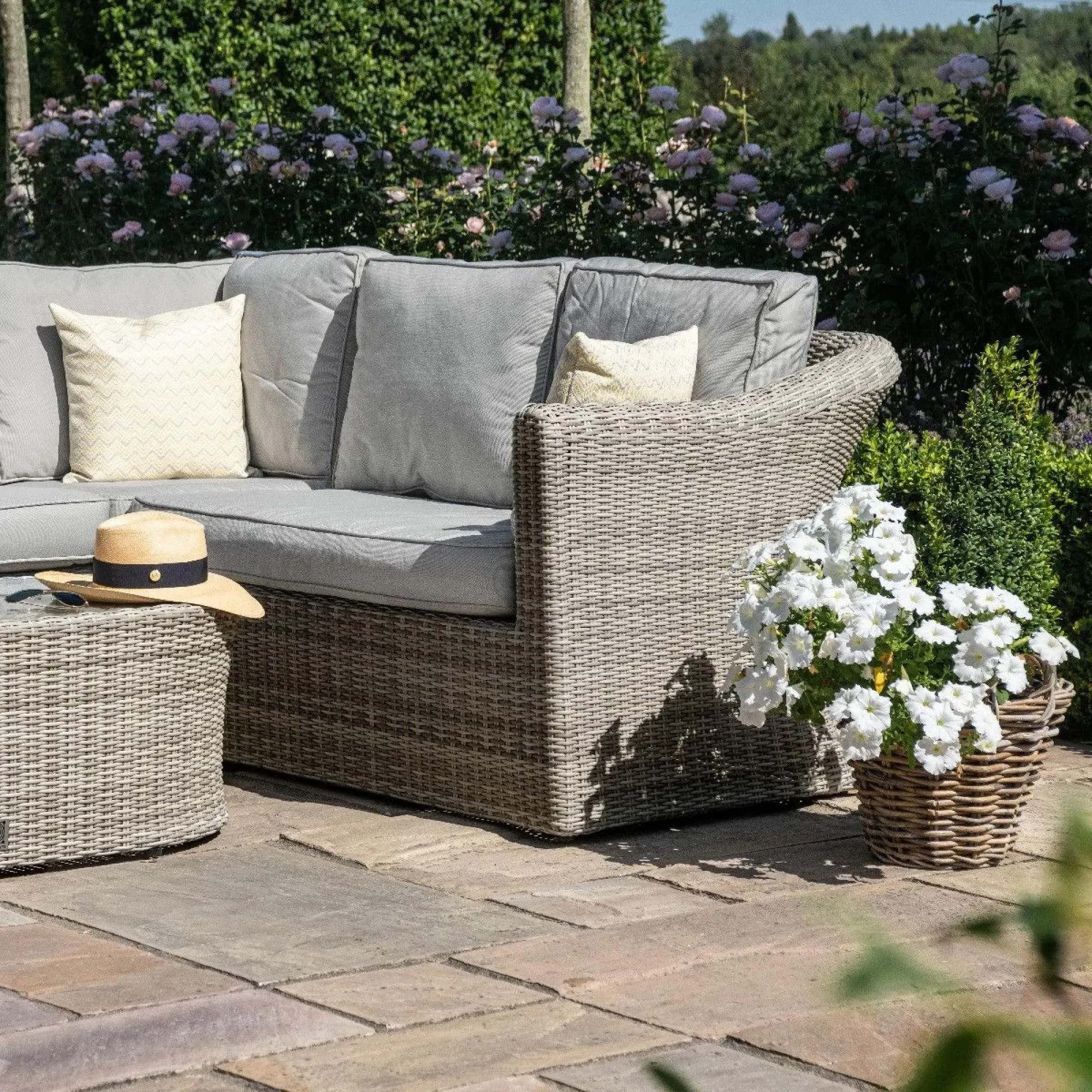 Oxford Small Corner Garden Sofa Set - Light Grey, Rattan