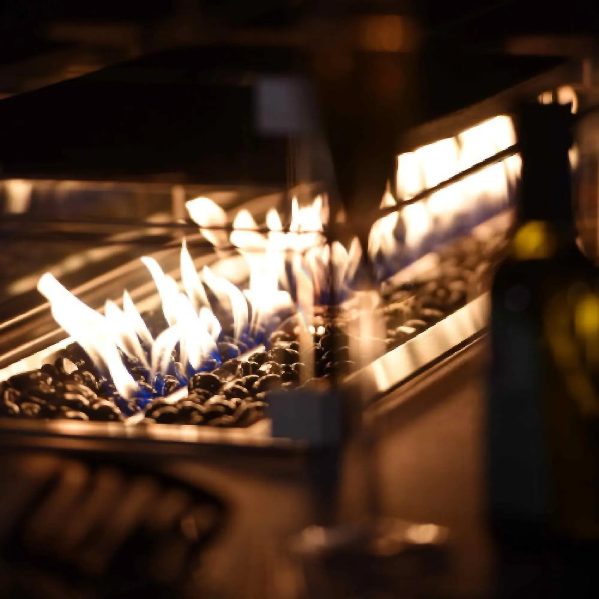 Pebble 8-Seater Fire Pit Garden Dining Set - Charcoal