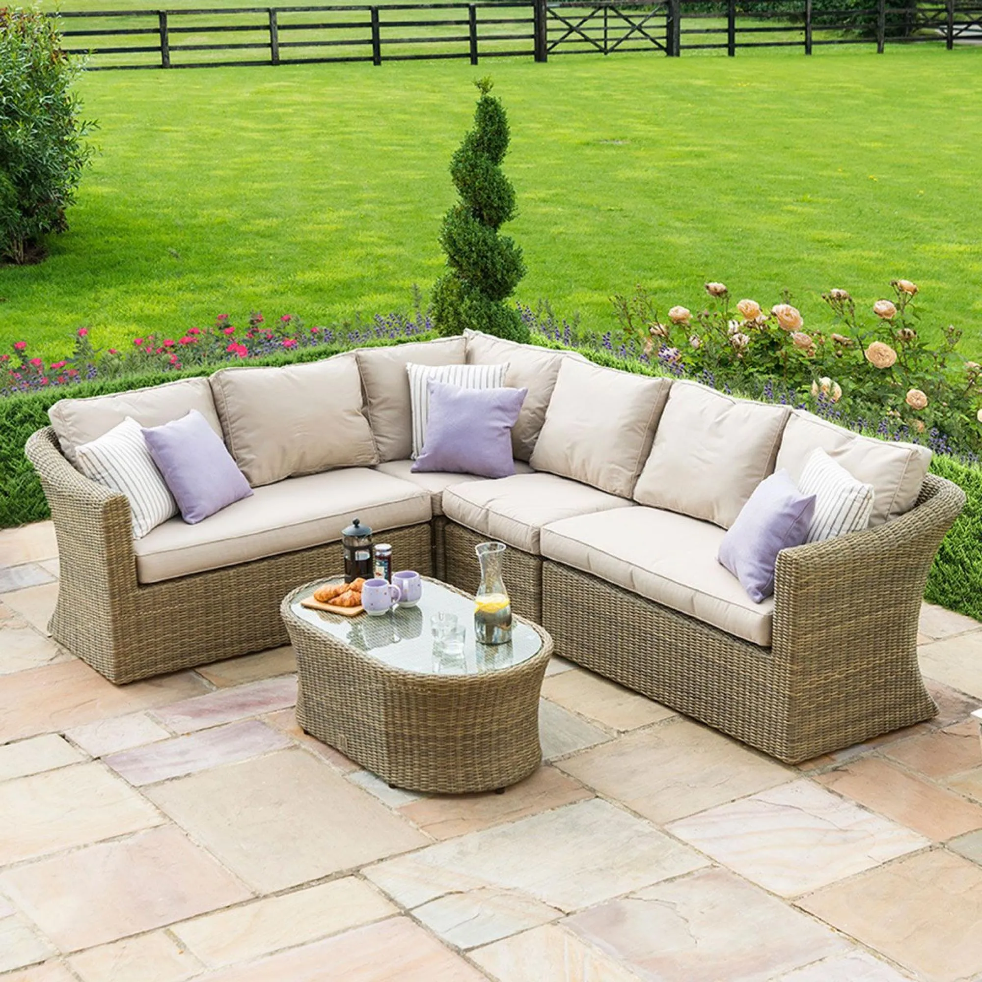 Winchester Large Garden Corner Group - Natural, Rattan
