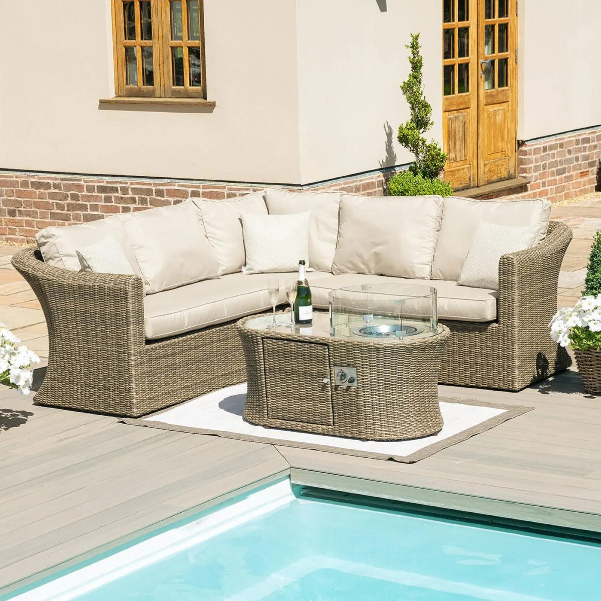 Winchester Small Corner Garden Sofa Set with Fire Pit - Natural