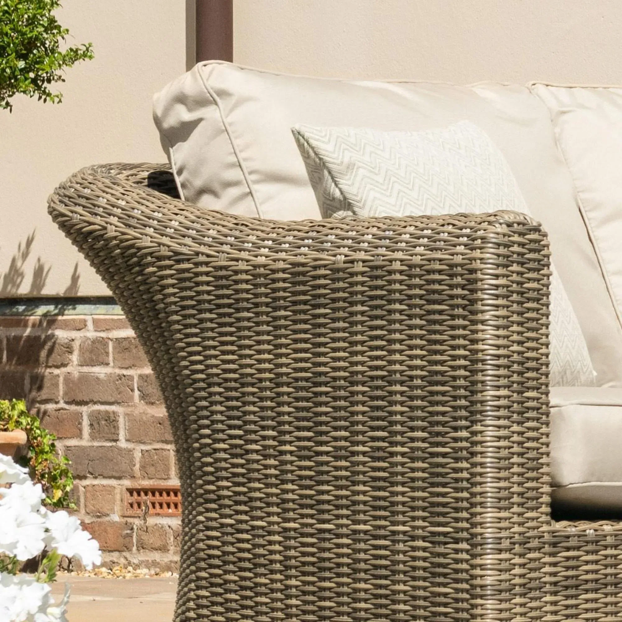 Winchester Small Corner Garden Sofa Set with Fire Pit - Natural