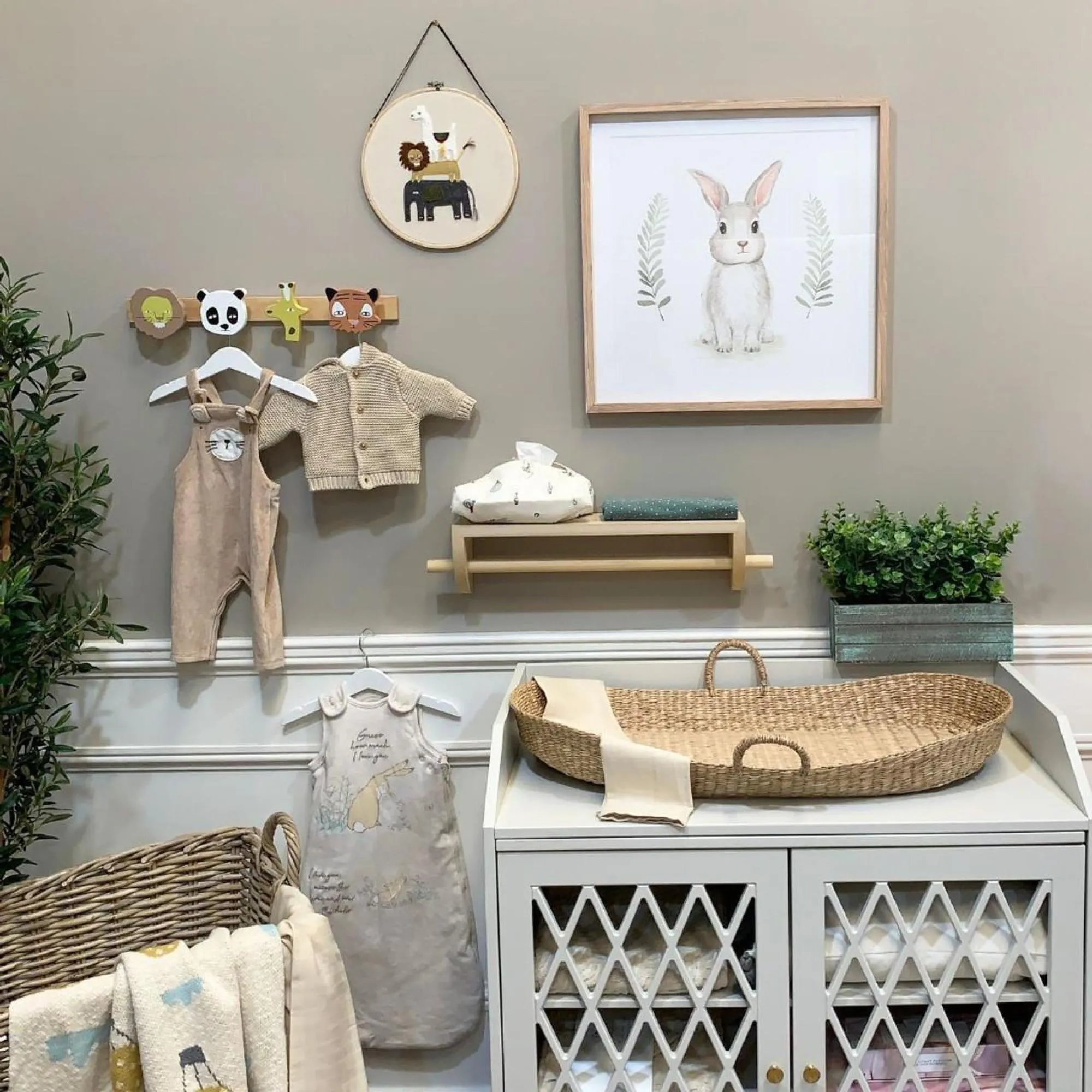 Some Bunny Loves You Decorative Set - Off White, Oak Wood