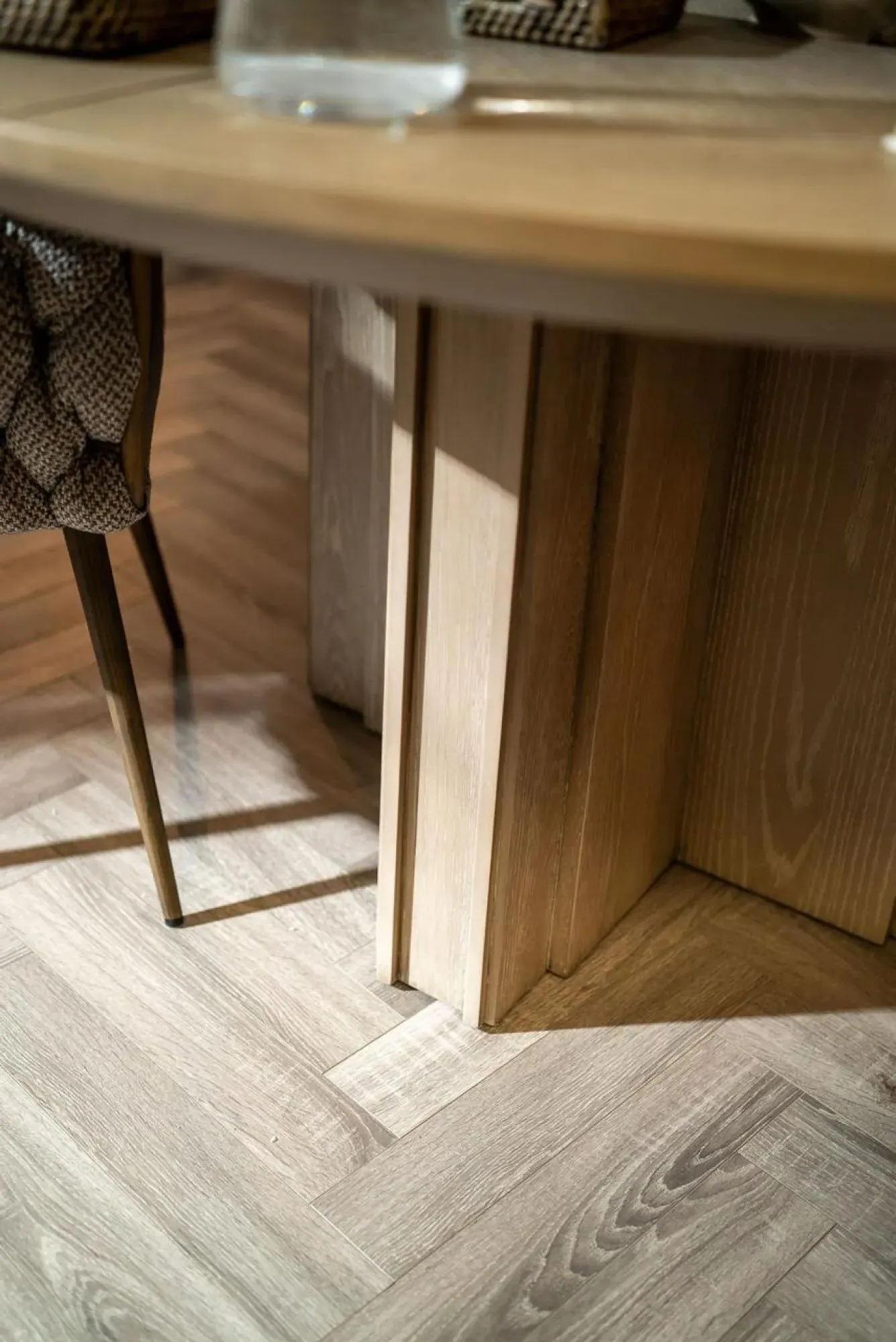 Tambour Round Table - Beige