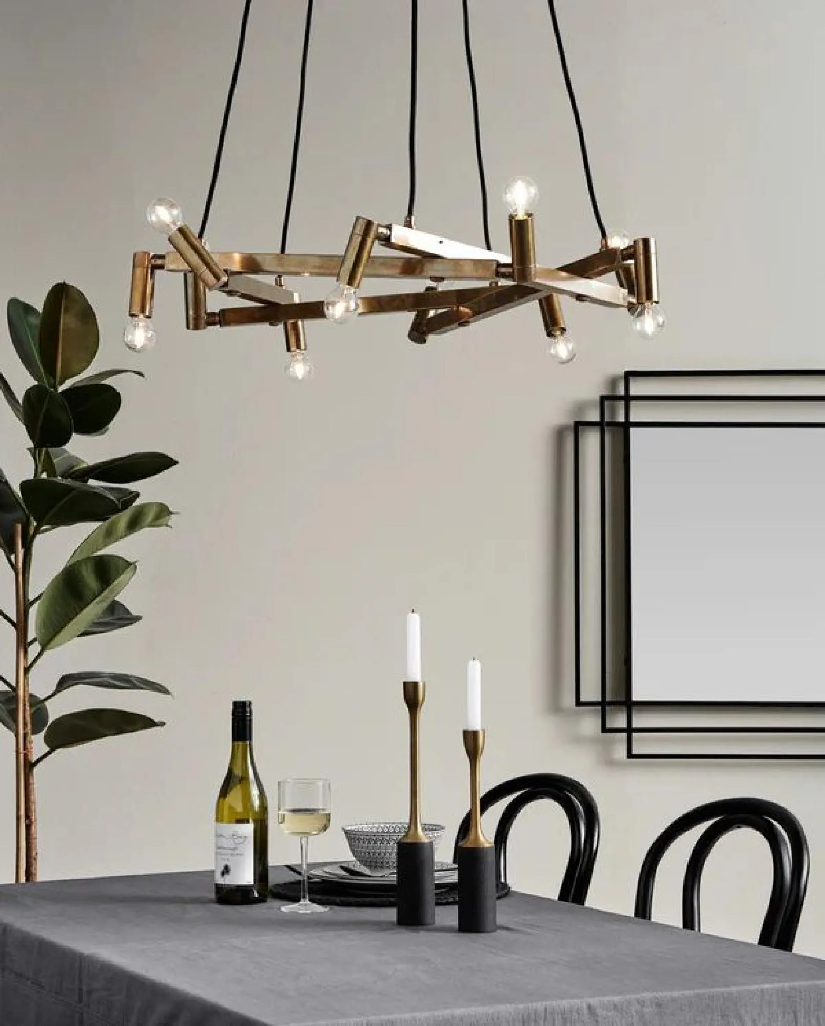 10 Bulbs Chandelier - Brass