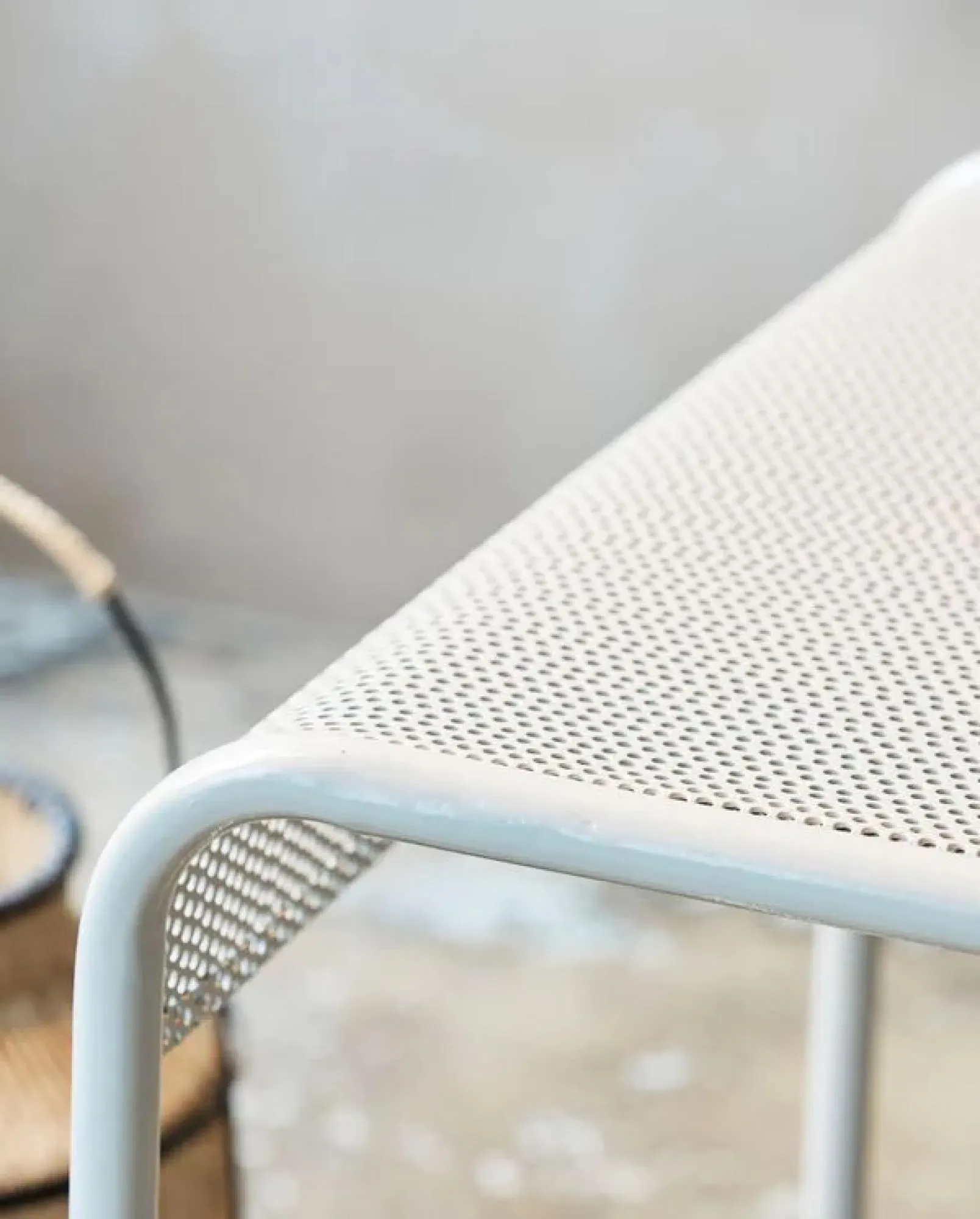 Brenta Writing Desk - White, Metal