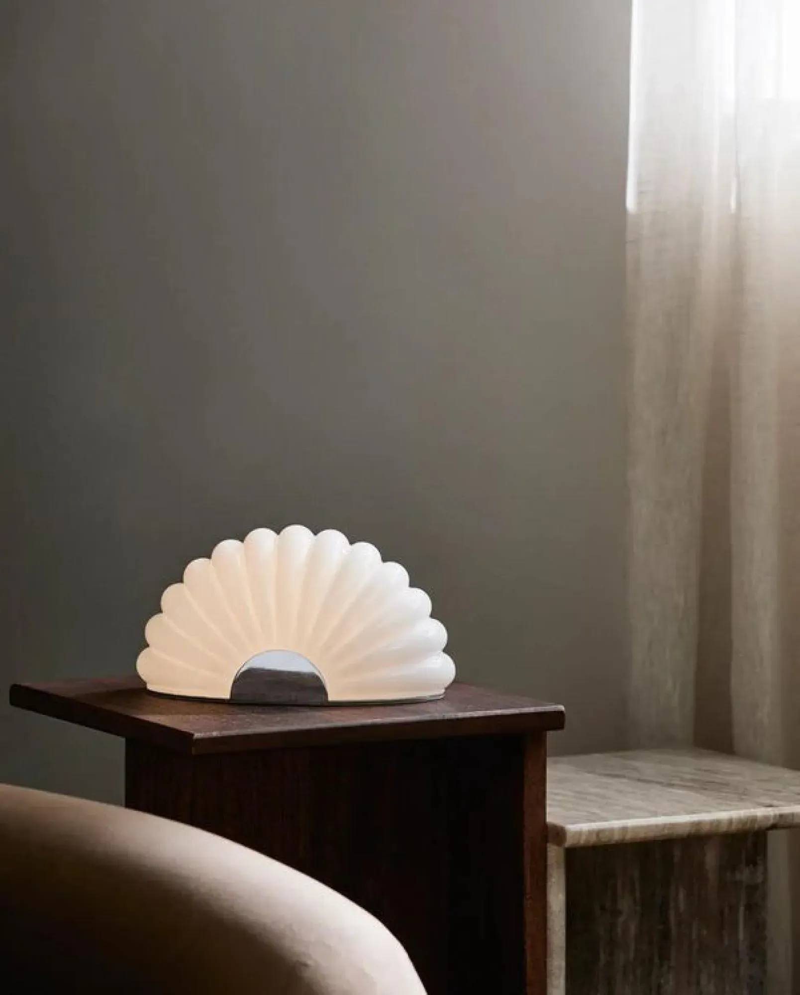 Chia Metal Lamp - Chrome