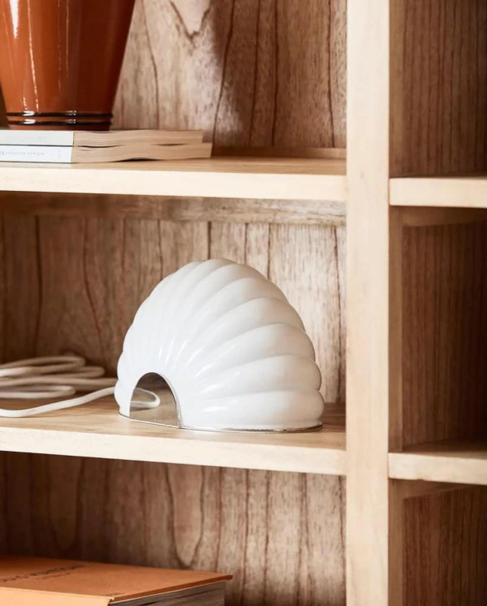 Chia Metal Lamp - Chrome