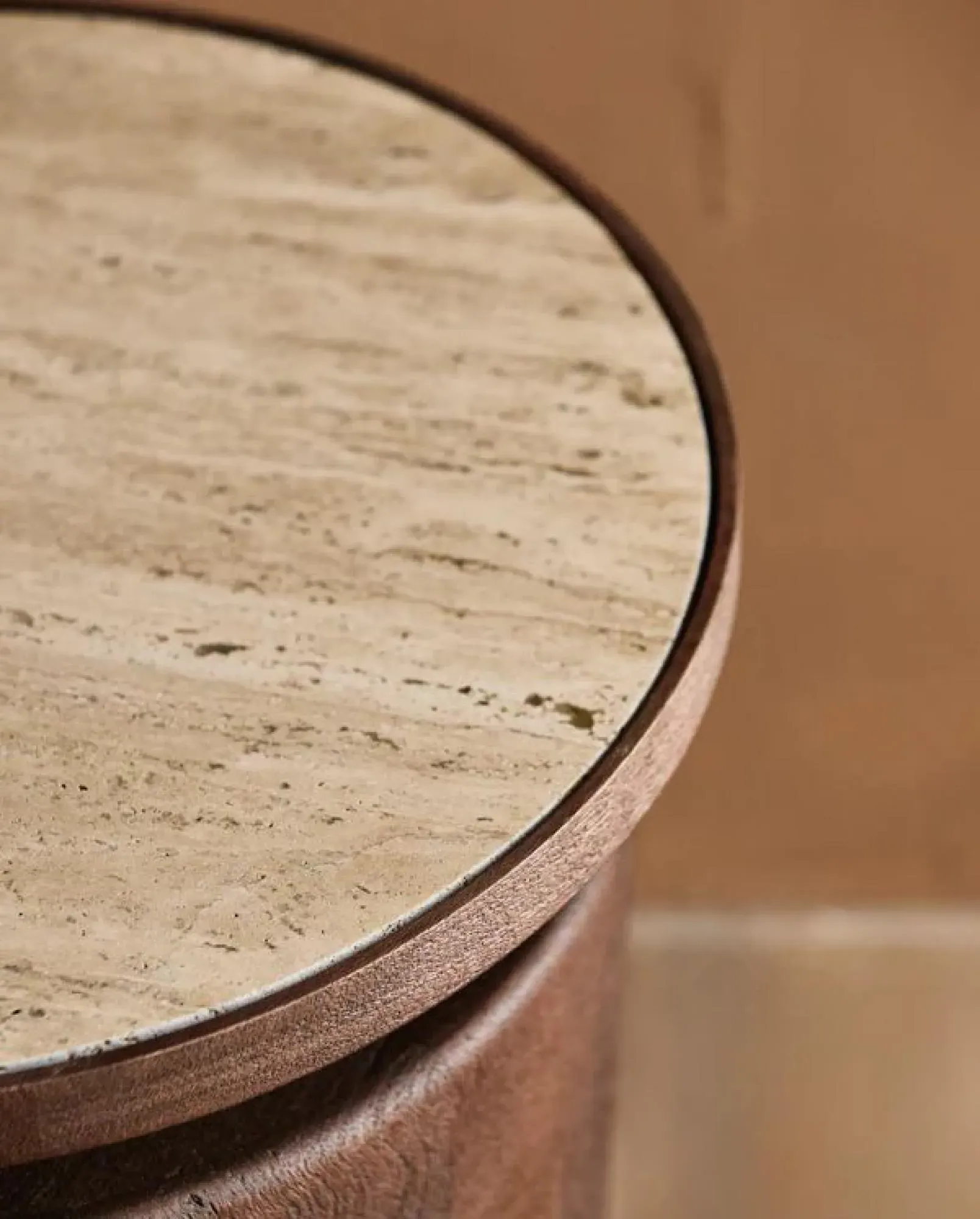 Kwando Round Side Table - Walnut, Mango Wood