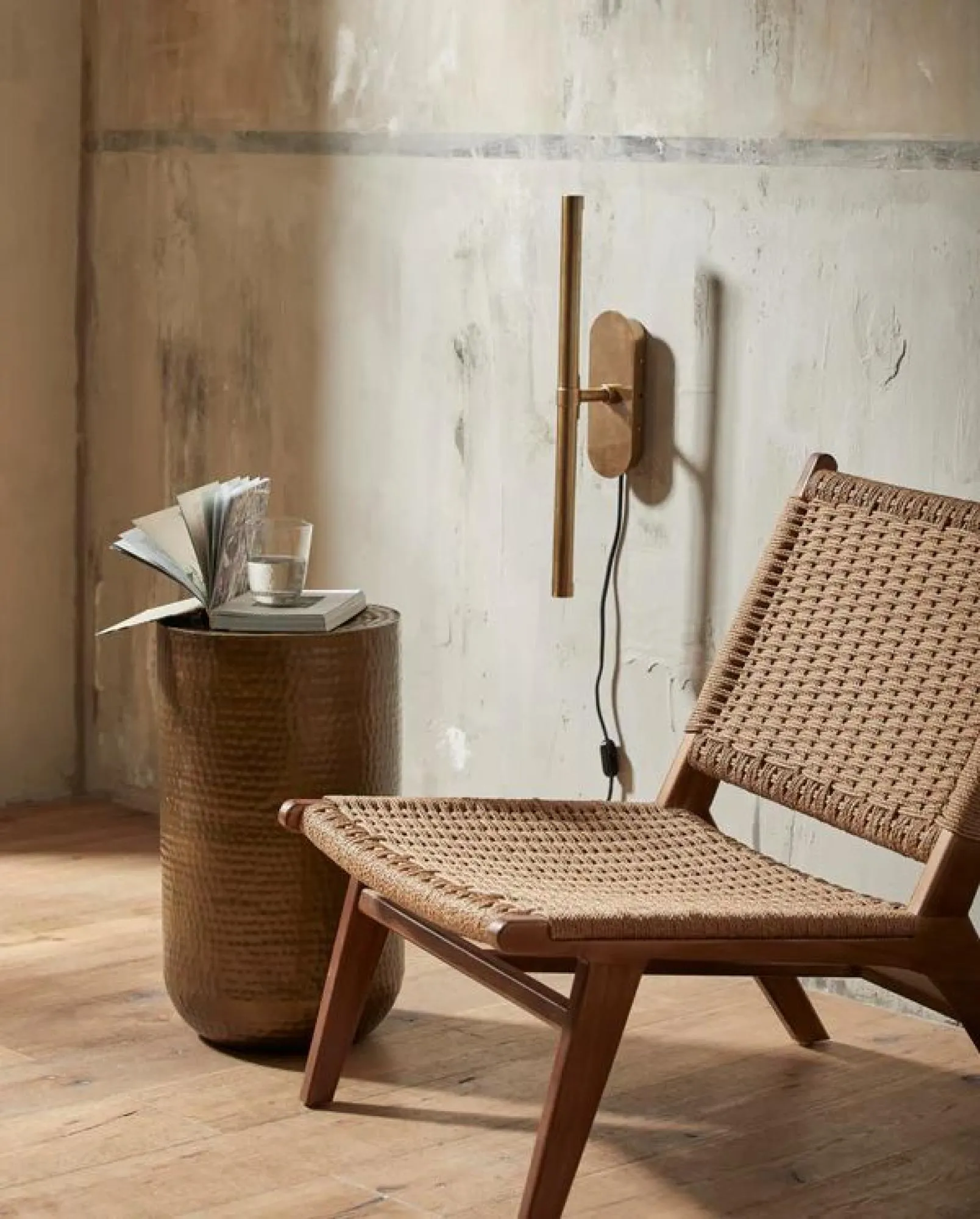 Sewa Round Side Table - Brass, Metal