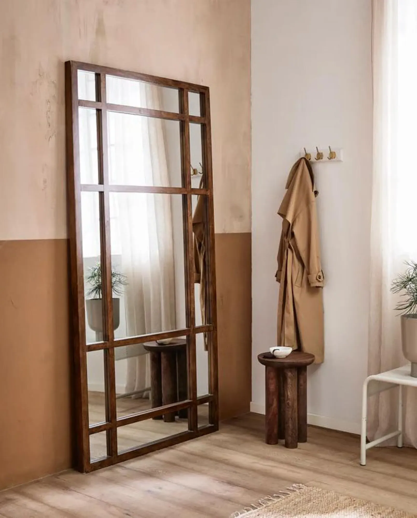 Spirit Standing Mirror - Brass, Metal