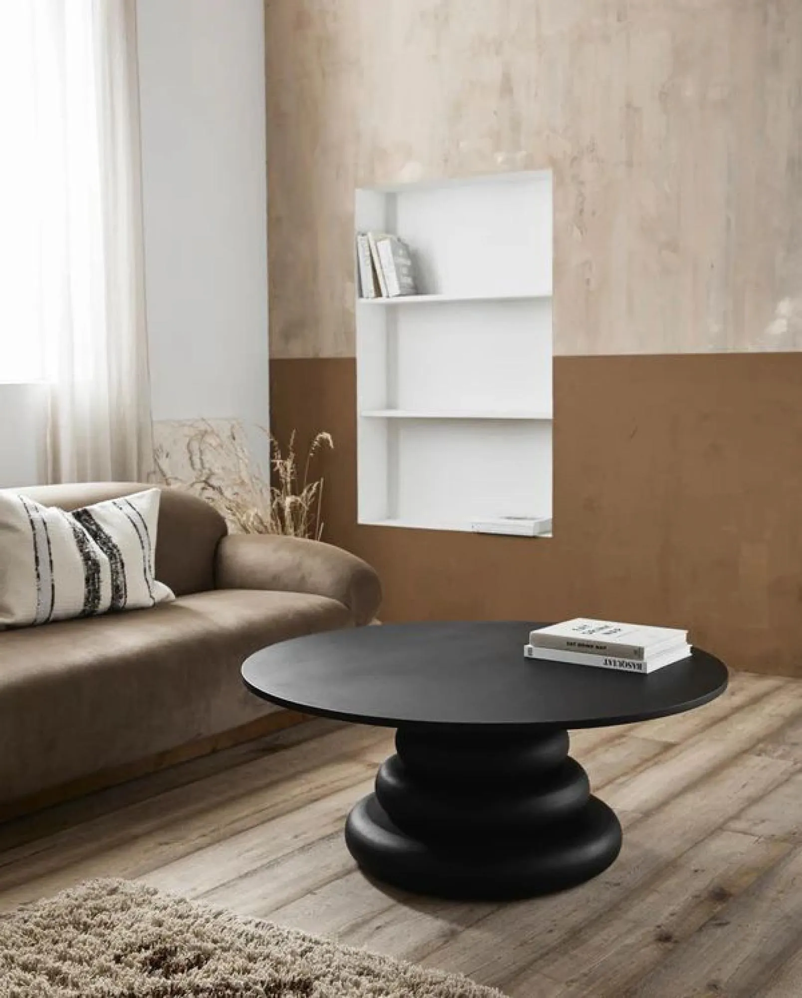 Yalu Round Coffee Table - Black