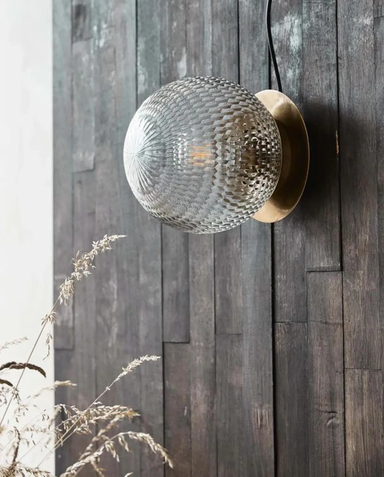 Zeus Outdoor Wall Lamp - Gold