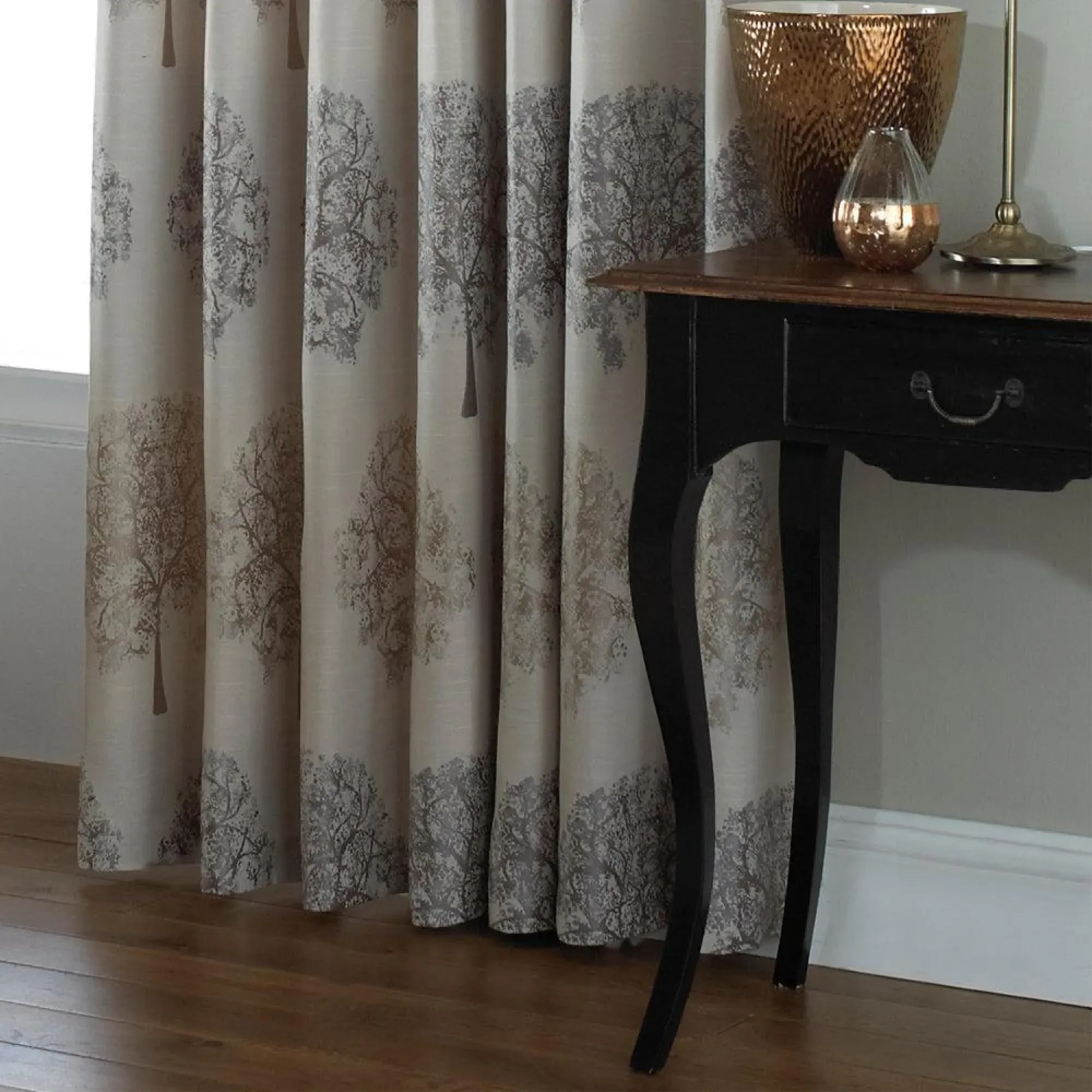 Oakdale Tree Eyelet Curtains - Silver