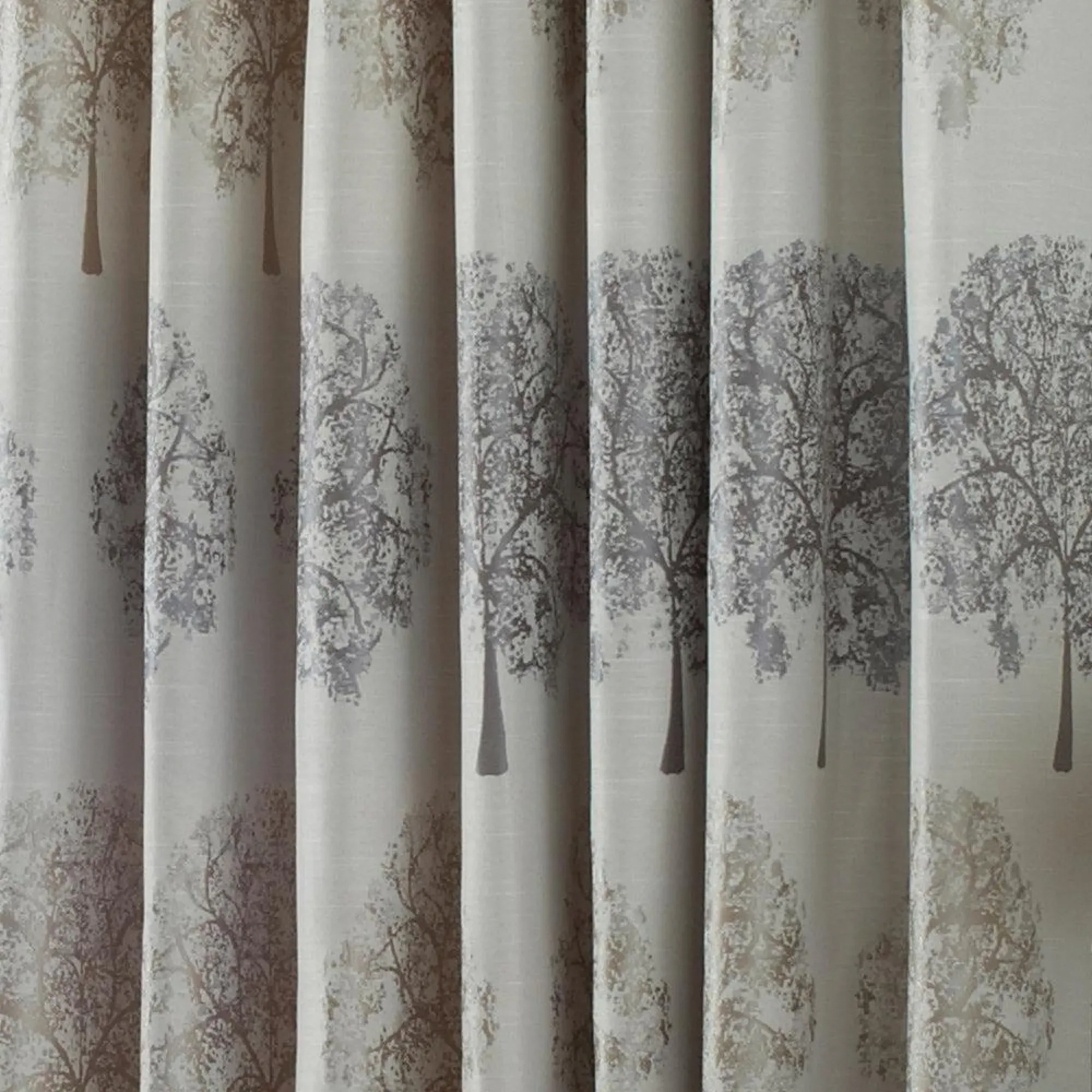 Oakdale Tree Eyelet Curtains - Silver