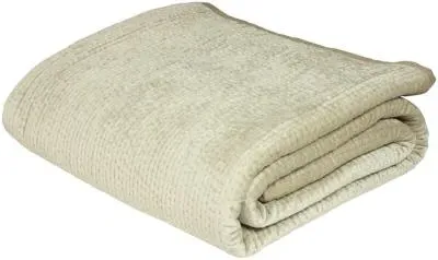 Riva Home Brooklands Bedspread - Champagne