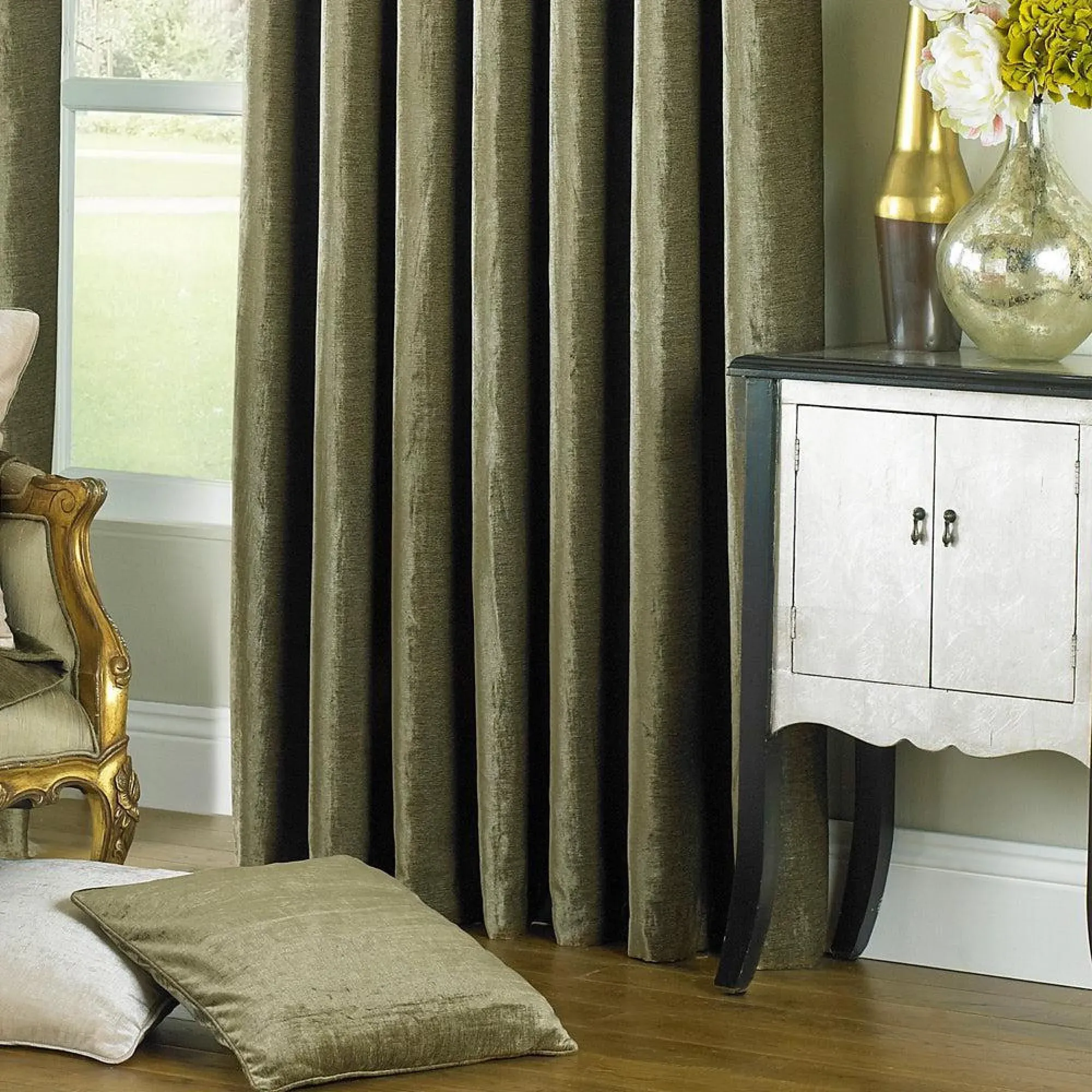 Wellesley Eyelet Curtains - Mocha