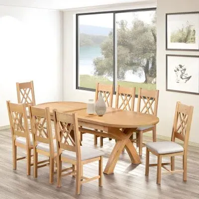 Clarion Oak 6-8 Seater Extendable Oval Dining Table - Lacquered