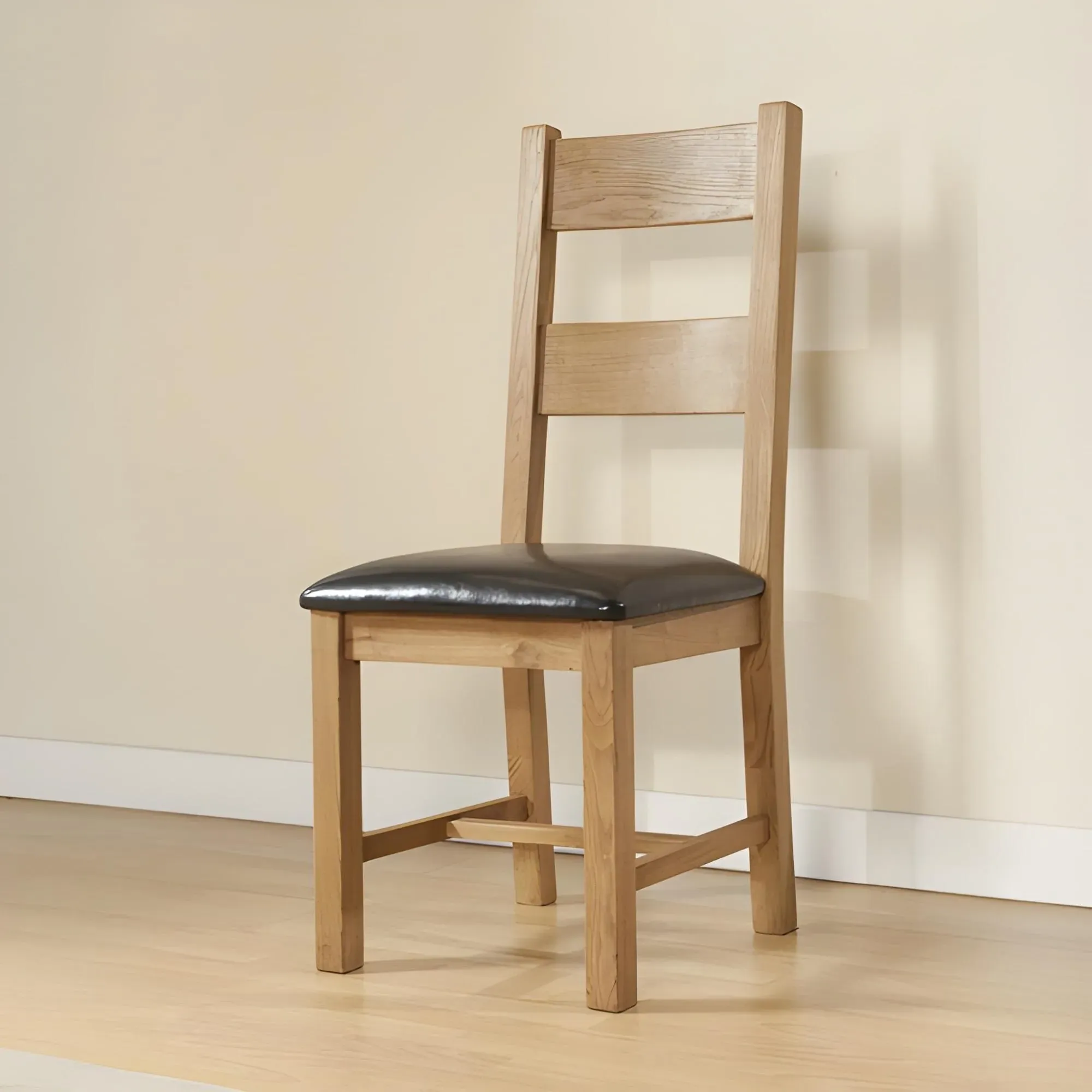 Dorset Oak 4-6 Seater Extending Dining Table with 4 Chairs