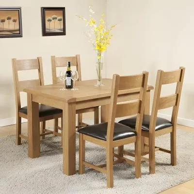 Dorset Oak 4-6 Seater Extending Dining Table with 4 Chairs