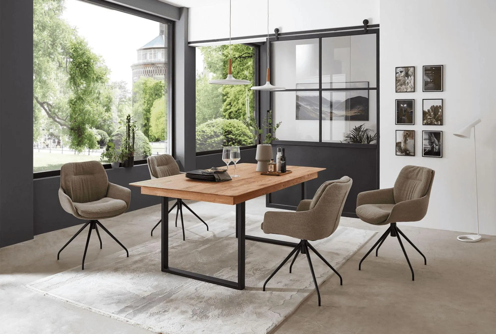 Derry Extendable Dining Table - Oak