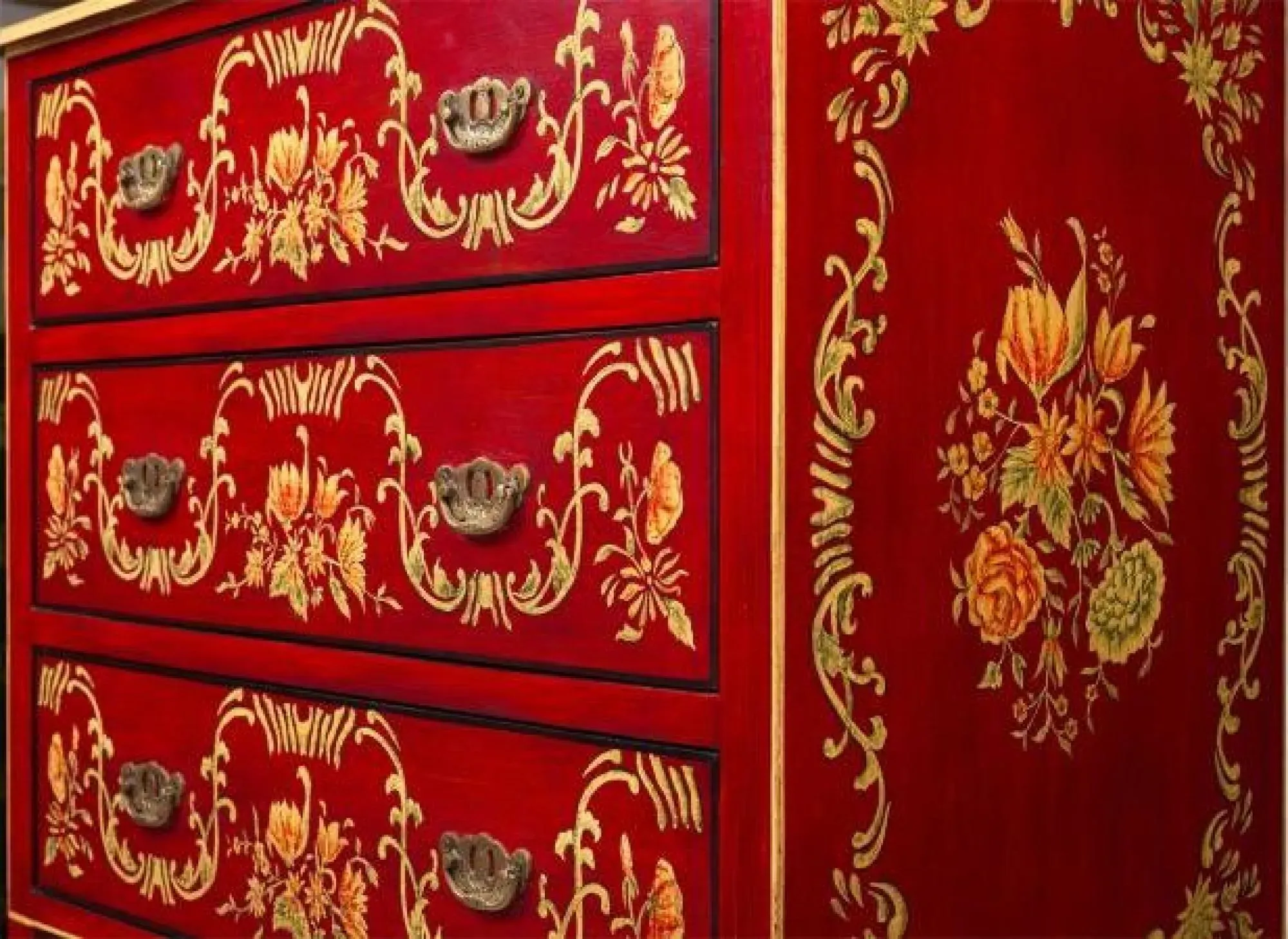 Meerut 3 Drawer Small Chest - Red