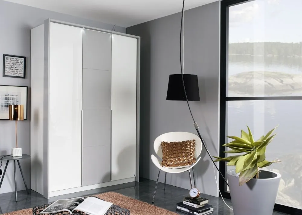 Bellezza Wardrobe with Passepartouts