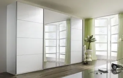 Quadra 3 Door Mirror Sliding Wardrobe - White
