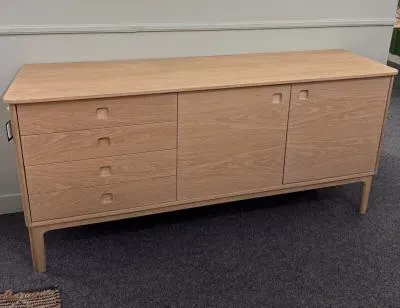 SM300 Extra Large Sideboard - Oak image