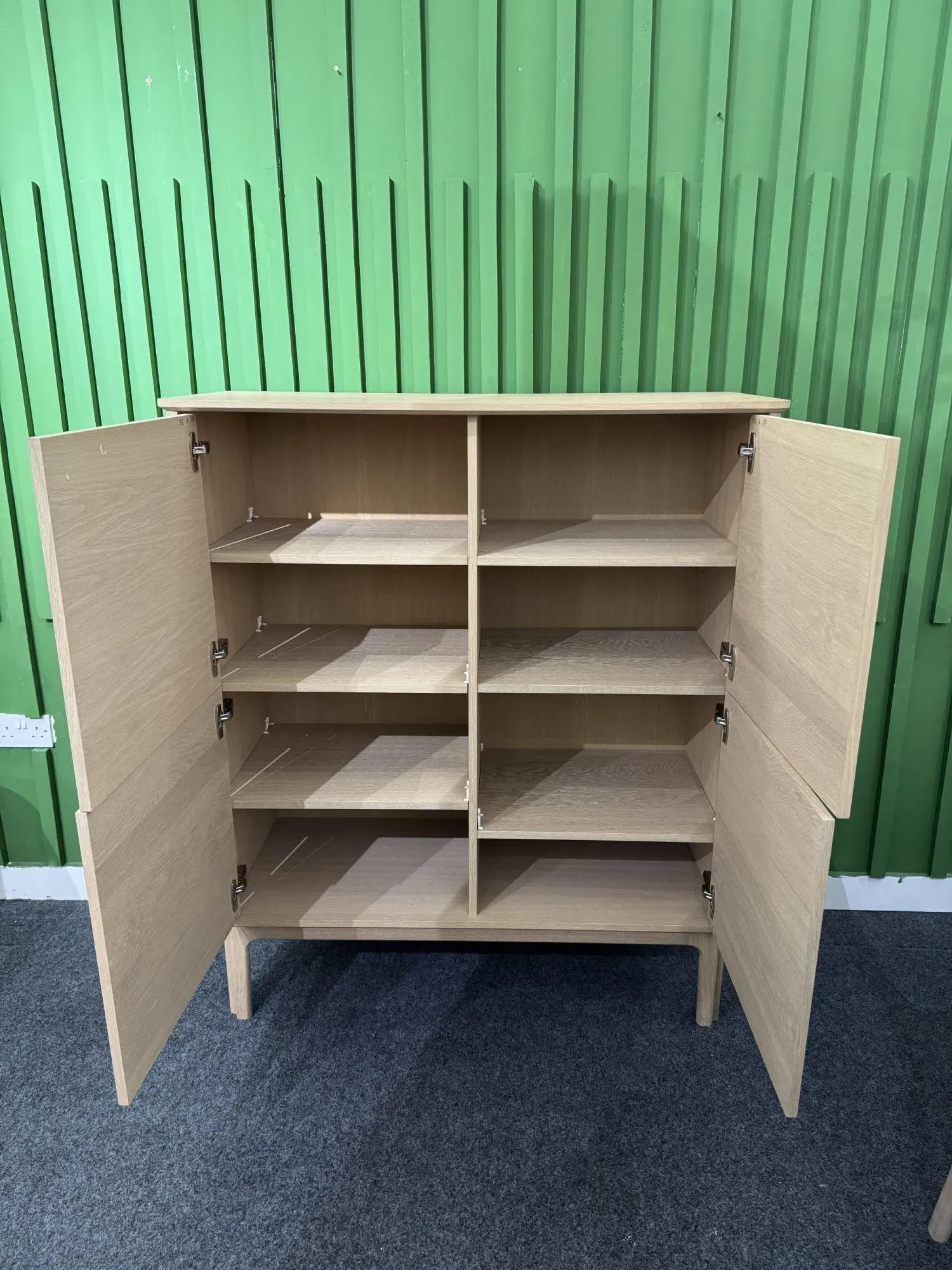 SM302 Sideboard - Oak