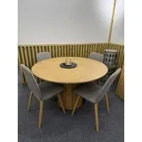 SM33 Round Dining Set Extendable with SM92 Chairs - Oak